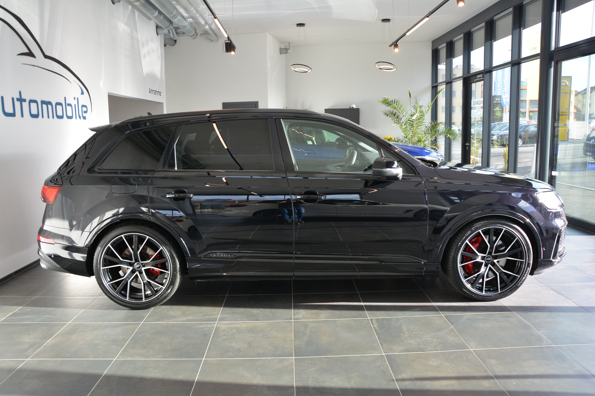 AUDI SQ7 TFSI quattro tiptronic-image-6