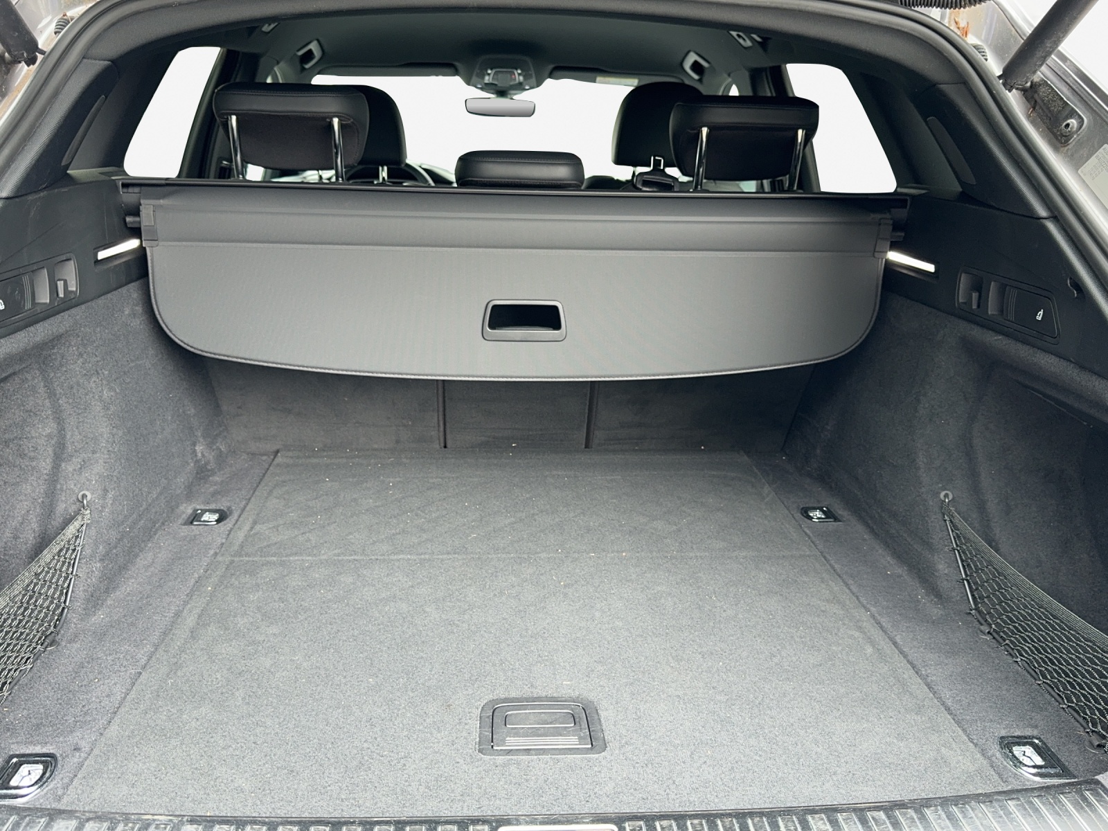 AUDI e-tron 55 Advanced quattro-image-9