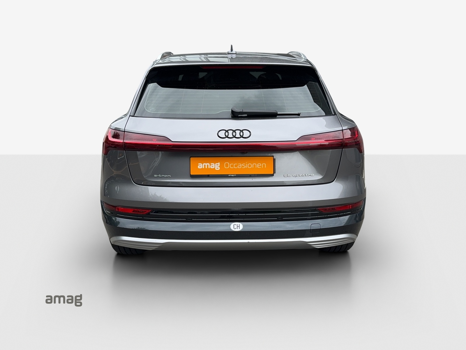 AUDI e-tron 55 Advanced quattro-image-5
