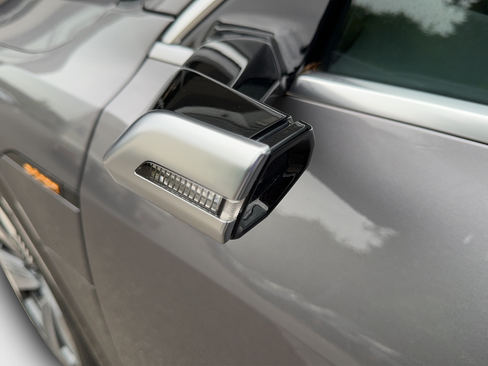 AUDI e-tron 55 Advanced quattro-image-11