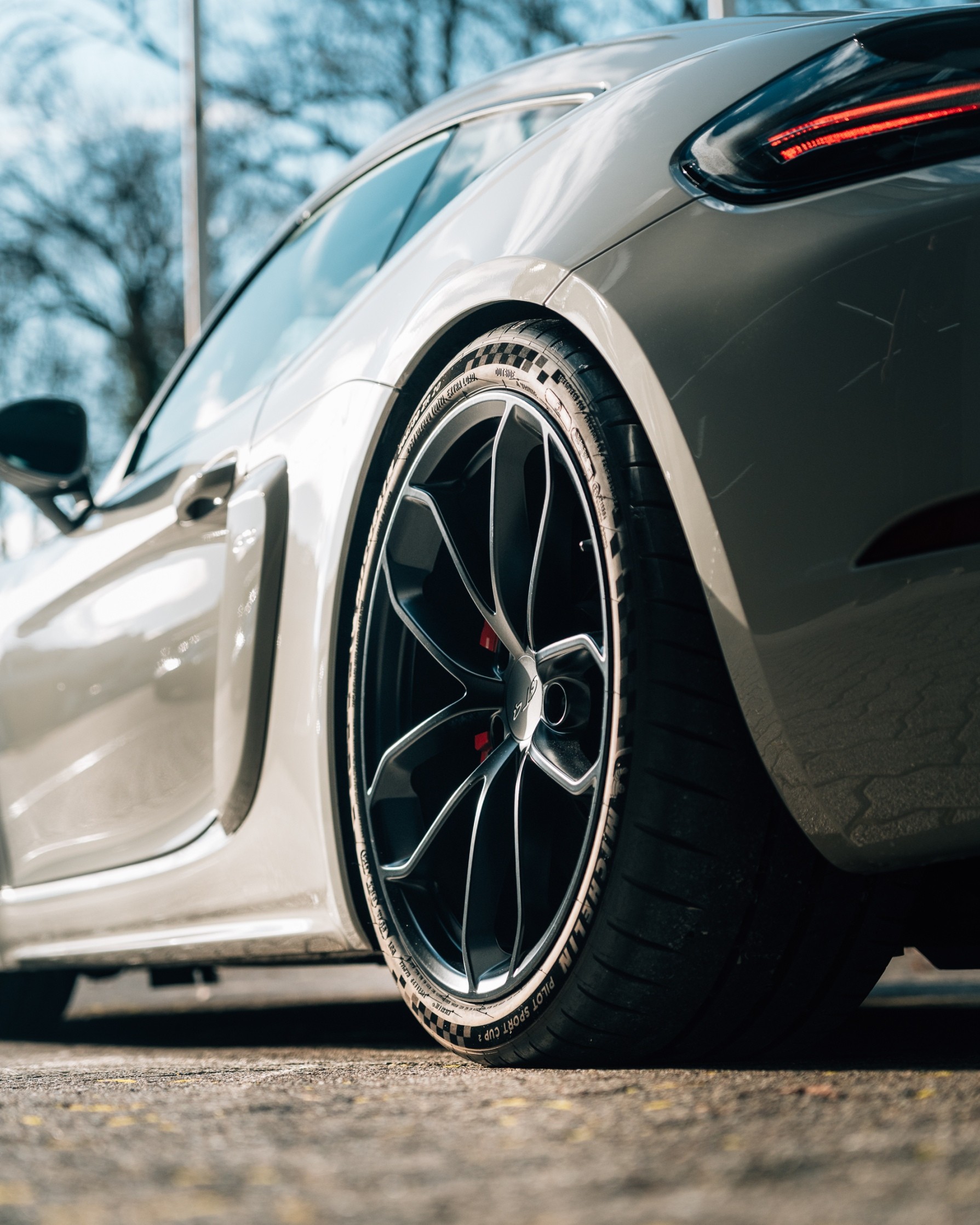 PORSCHE 718 Cayman GT4 PDK-image-11