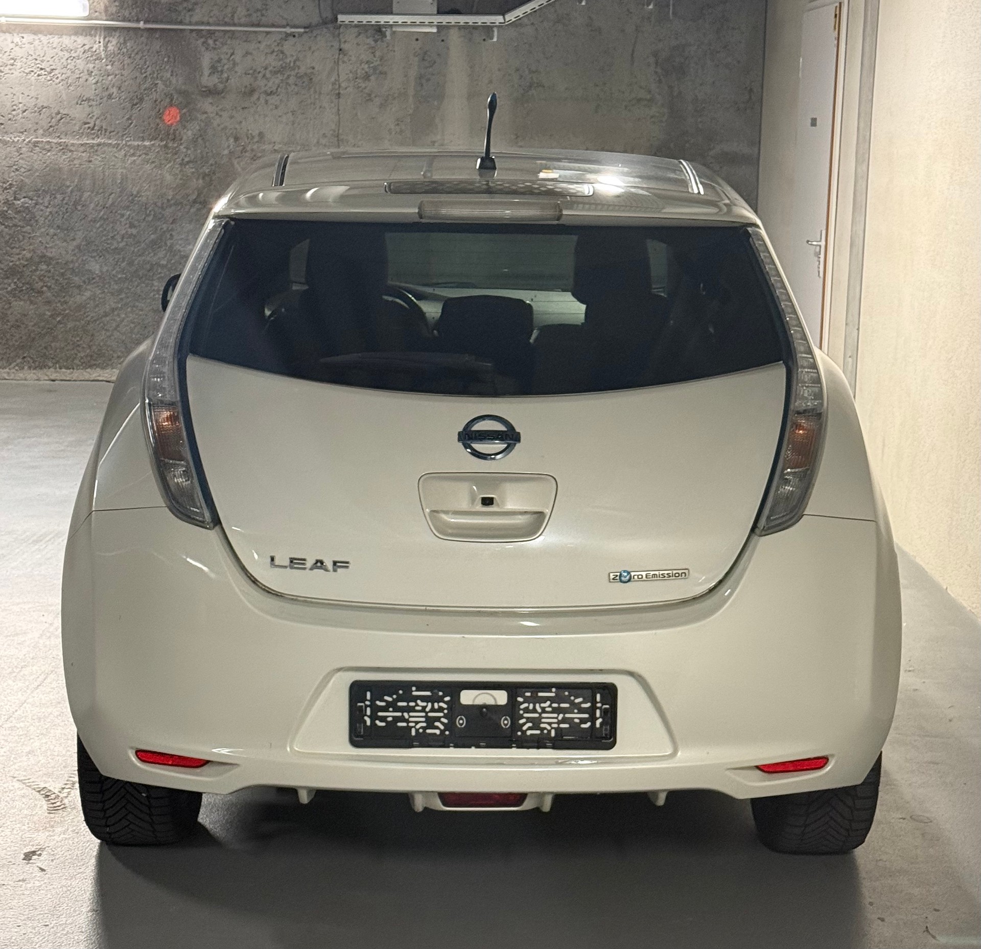NISSAN Leaf tekna 24kWh (incl battery)-image-7