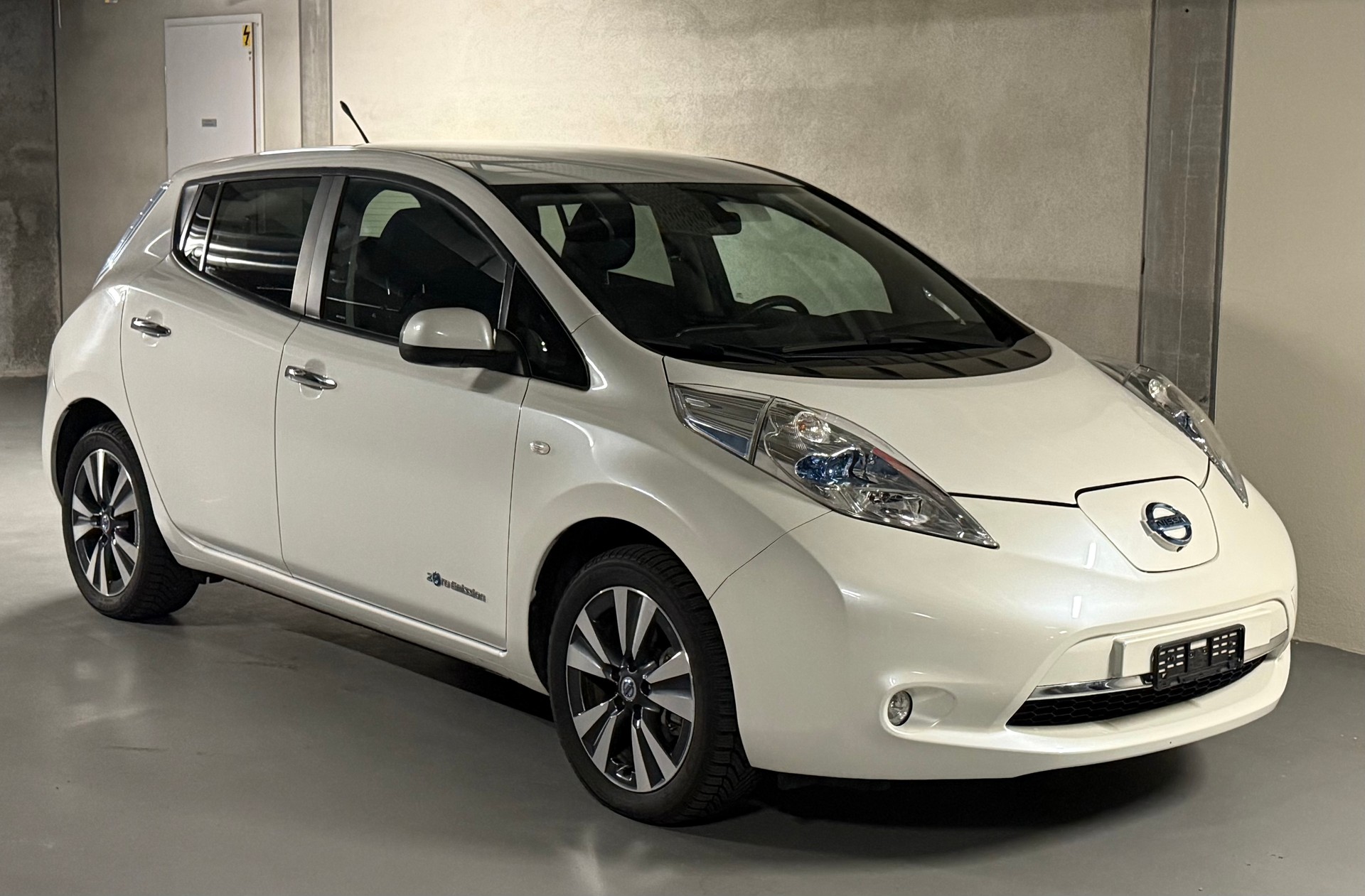 NISSAN Leaf tekna 24kWh (incl battery)