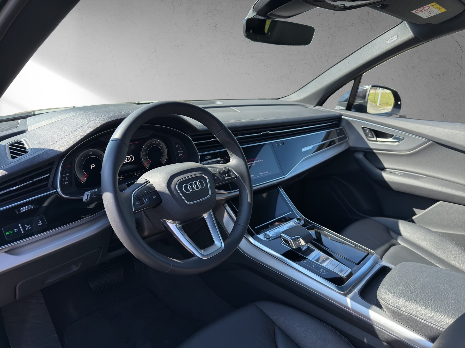 AUDI Q7 50 TDI quattro S Line tiptronic-image-5