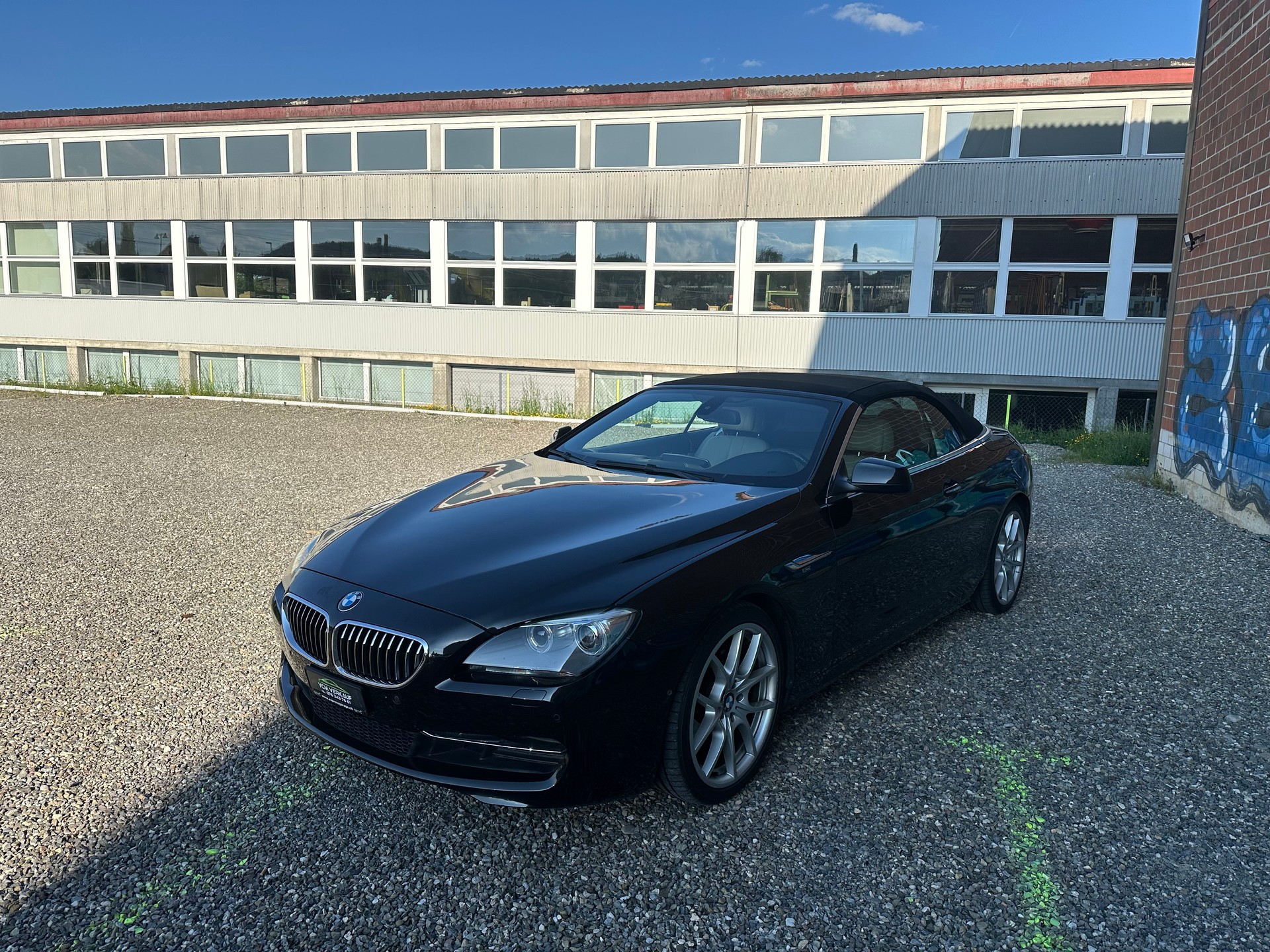 BMW 640i Cabrio-image-2