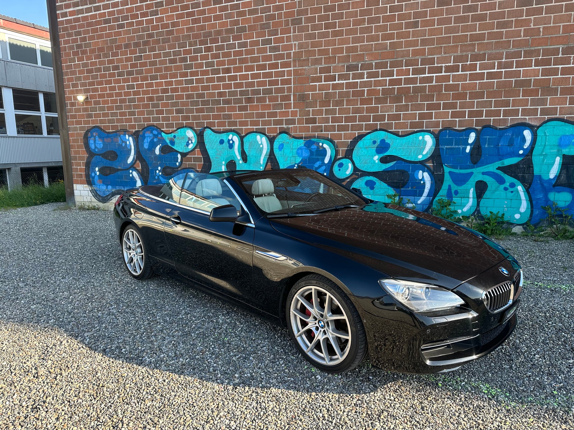 BMW 640i Cabrio-image-13
