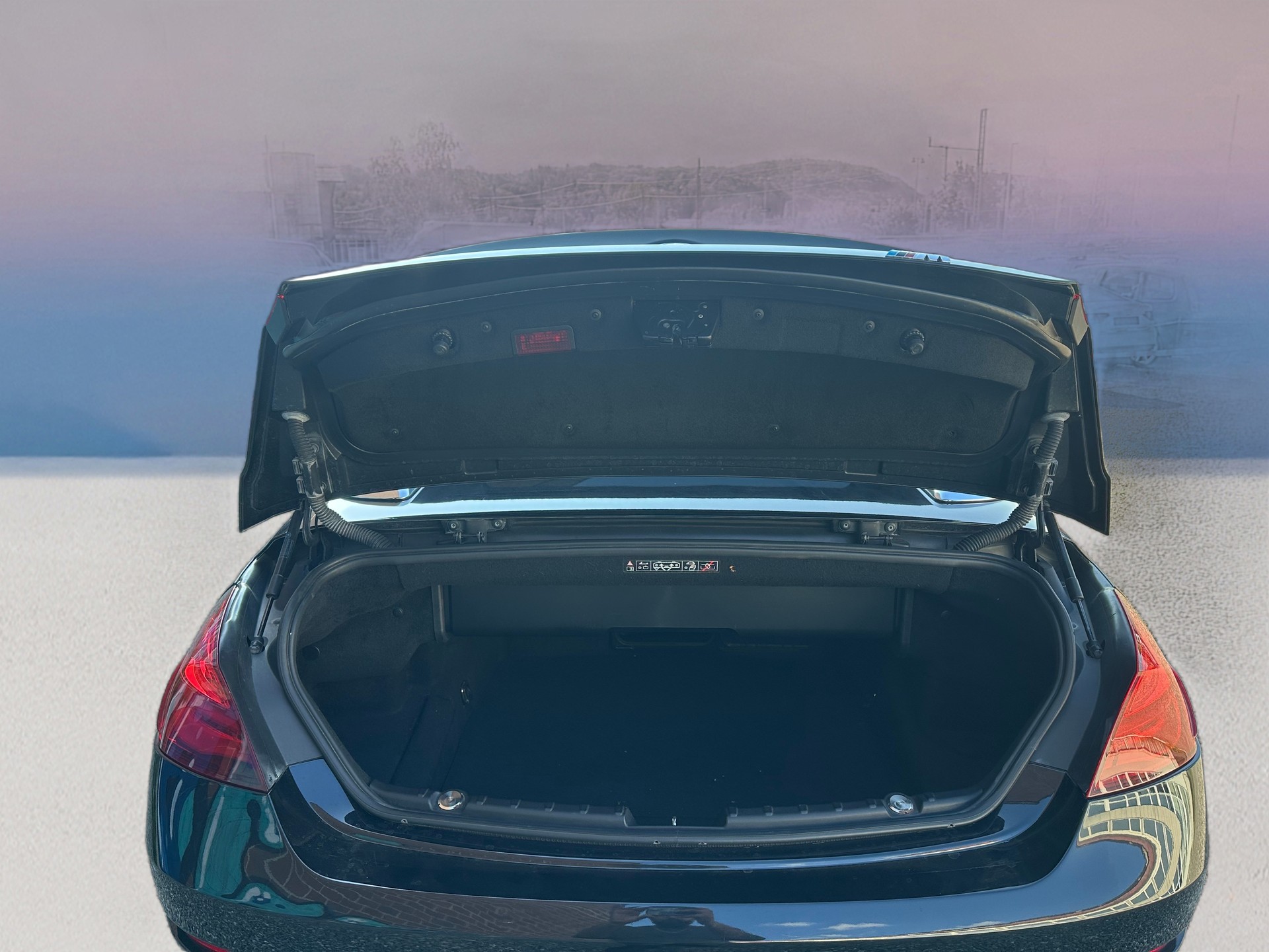 BMW 640i Cabrio-image-6
