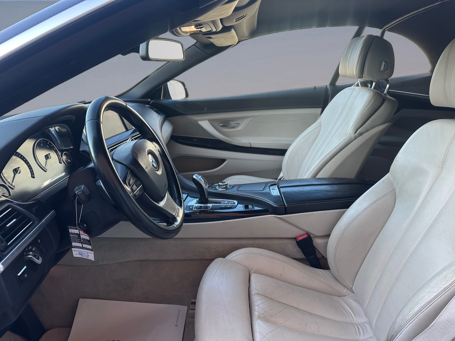 BMW 640i Cabrio-image-9