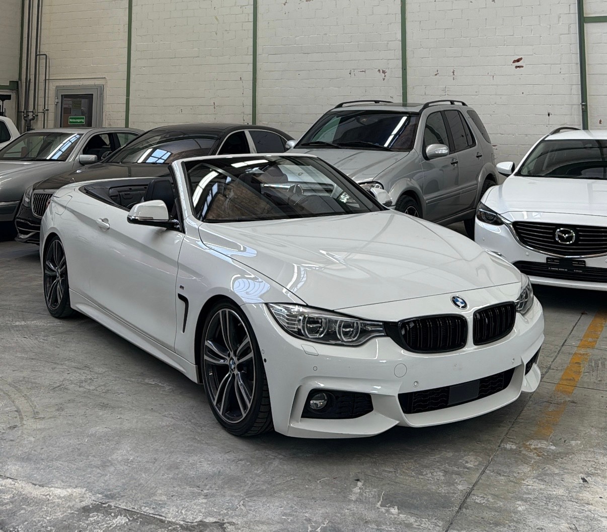BMW 420d Cabriolet M Sport Steptronic-image-2