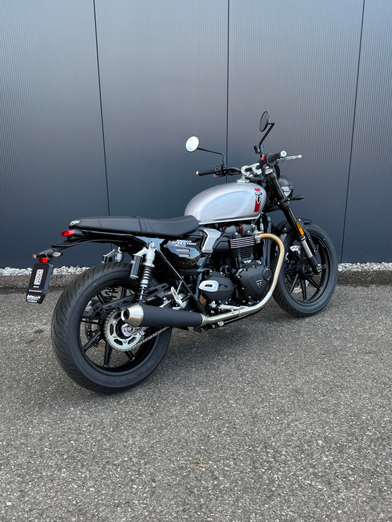TRIUMPH 900-showroom-element-2