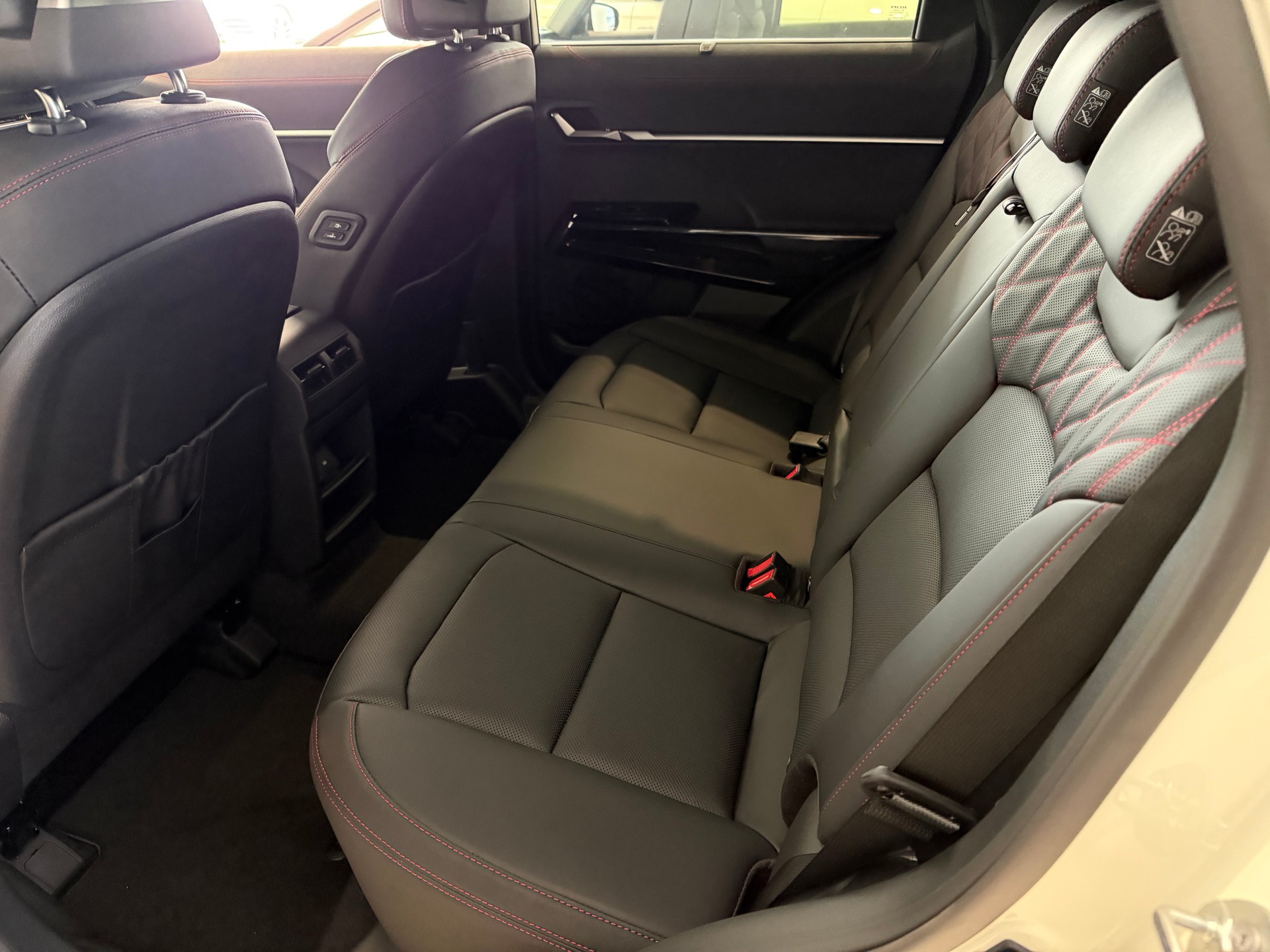 KGM-SsangYong Actyon 1.5 T GDI Titanium 4WD Automat-image-4