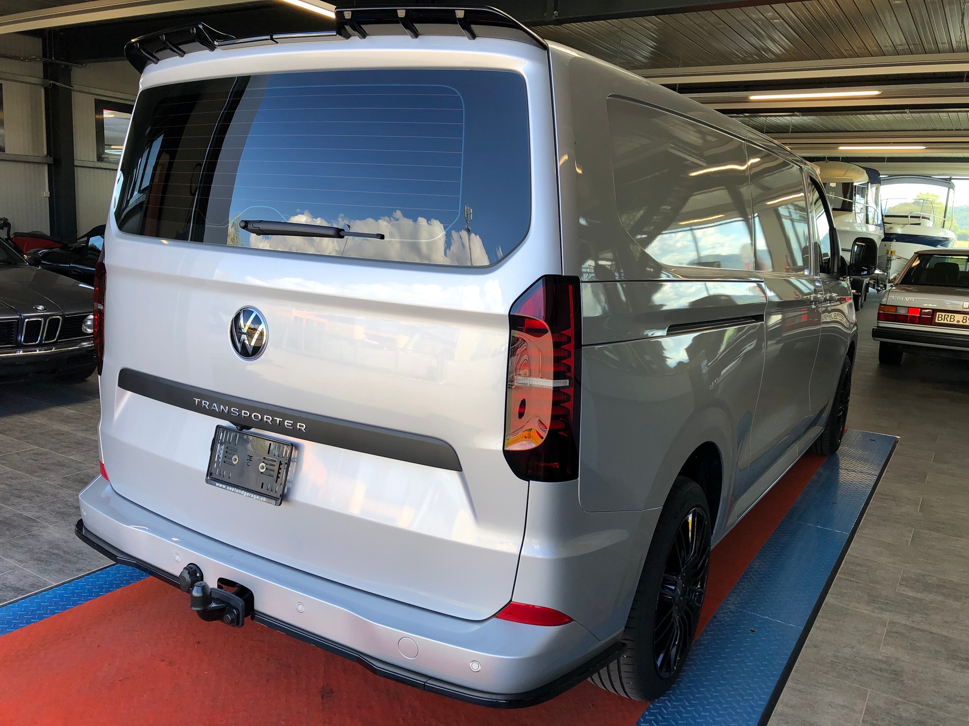 VW Transporter T7 2.0 TDI Lang-image-8