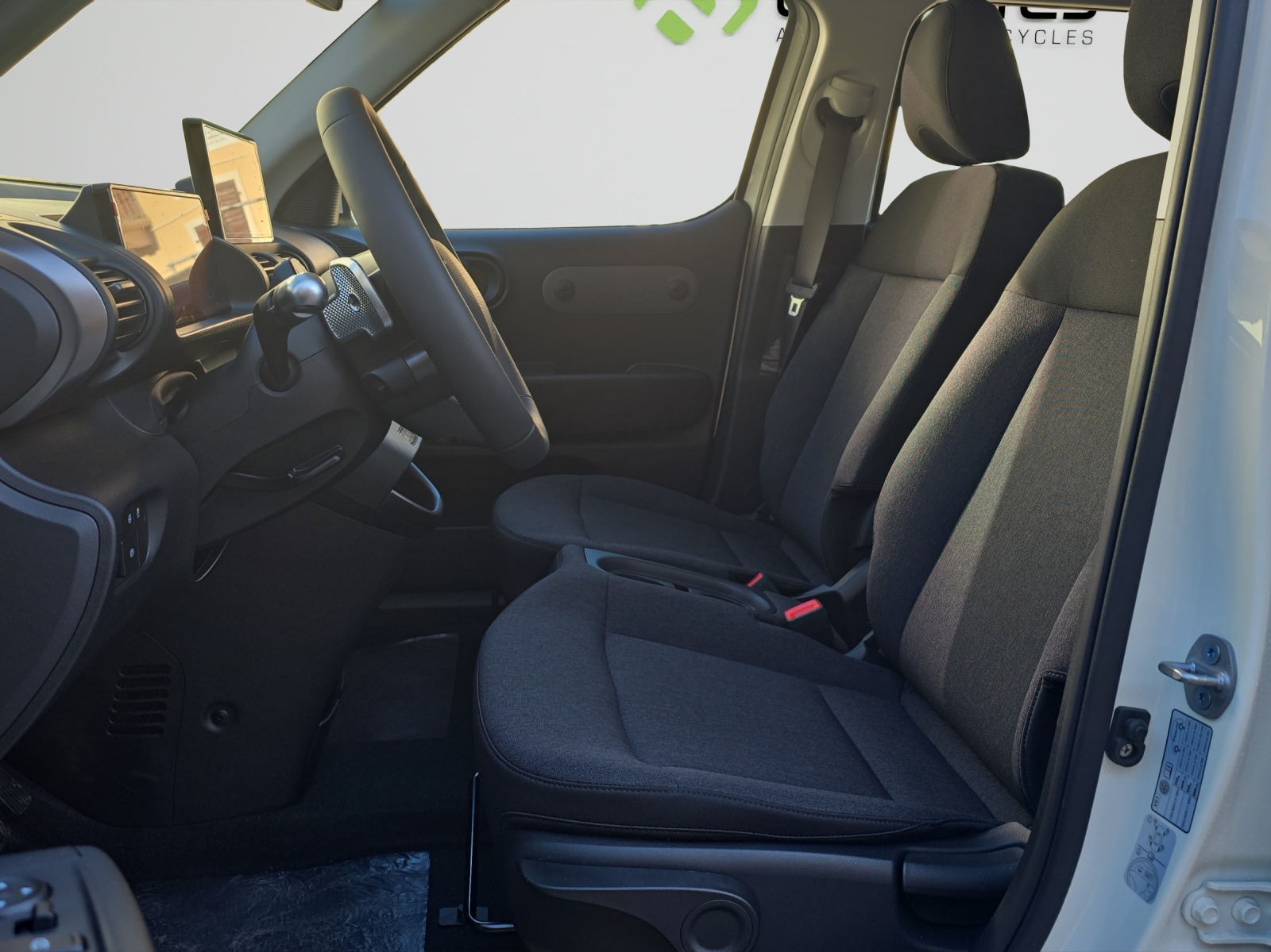 HYUNDAI Inster 42kWh Origo-image-10