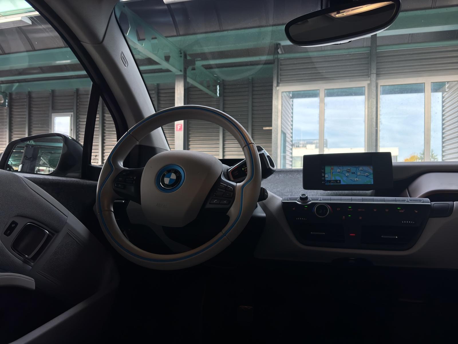 BMW i3 120 Ah-image-24