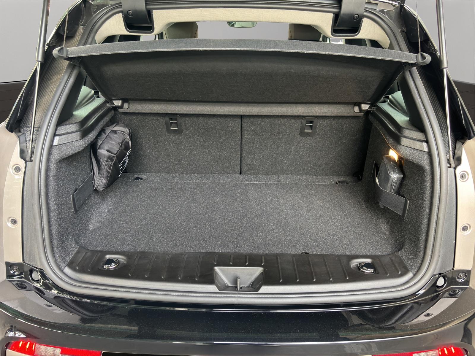 BMW i3 120 Ah-image-13