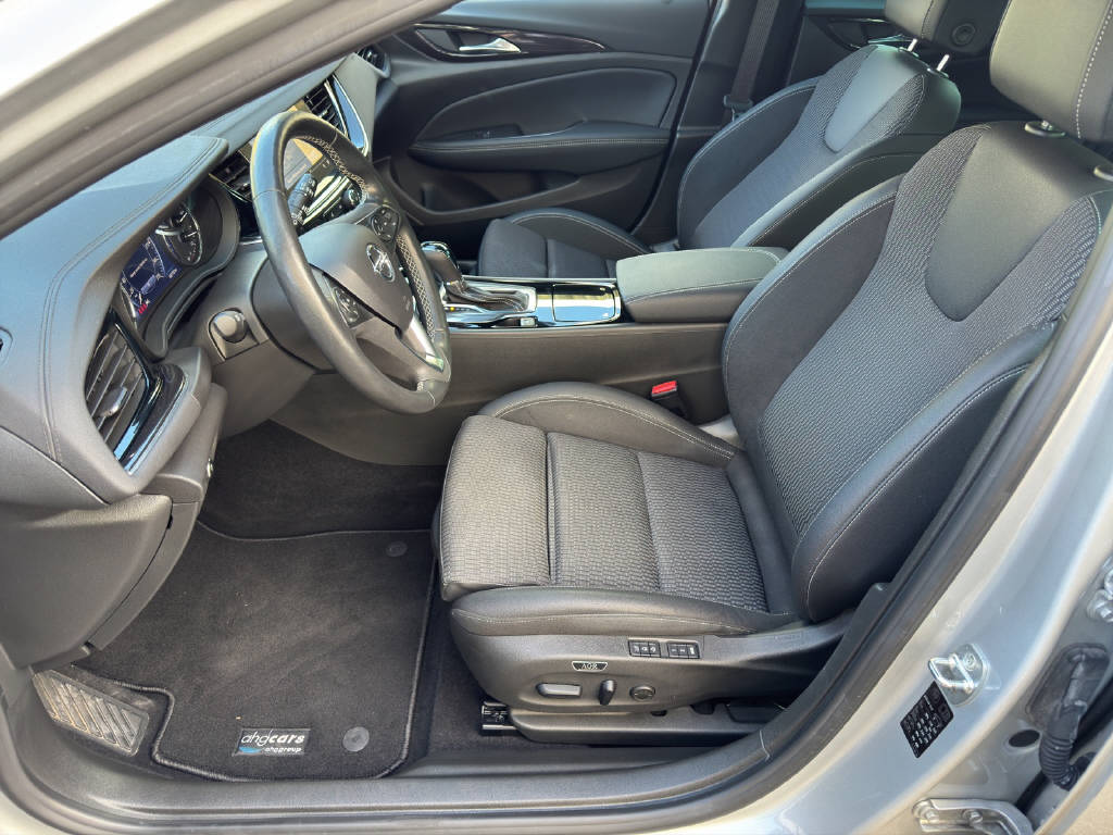 OPEL Insignia Sports Tourer 2.0 T Elegance-image-4