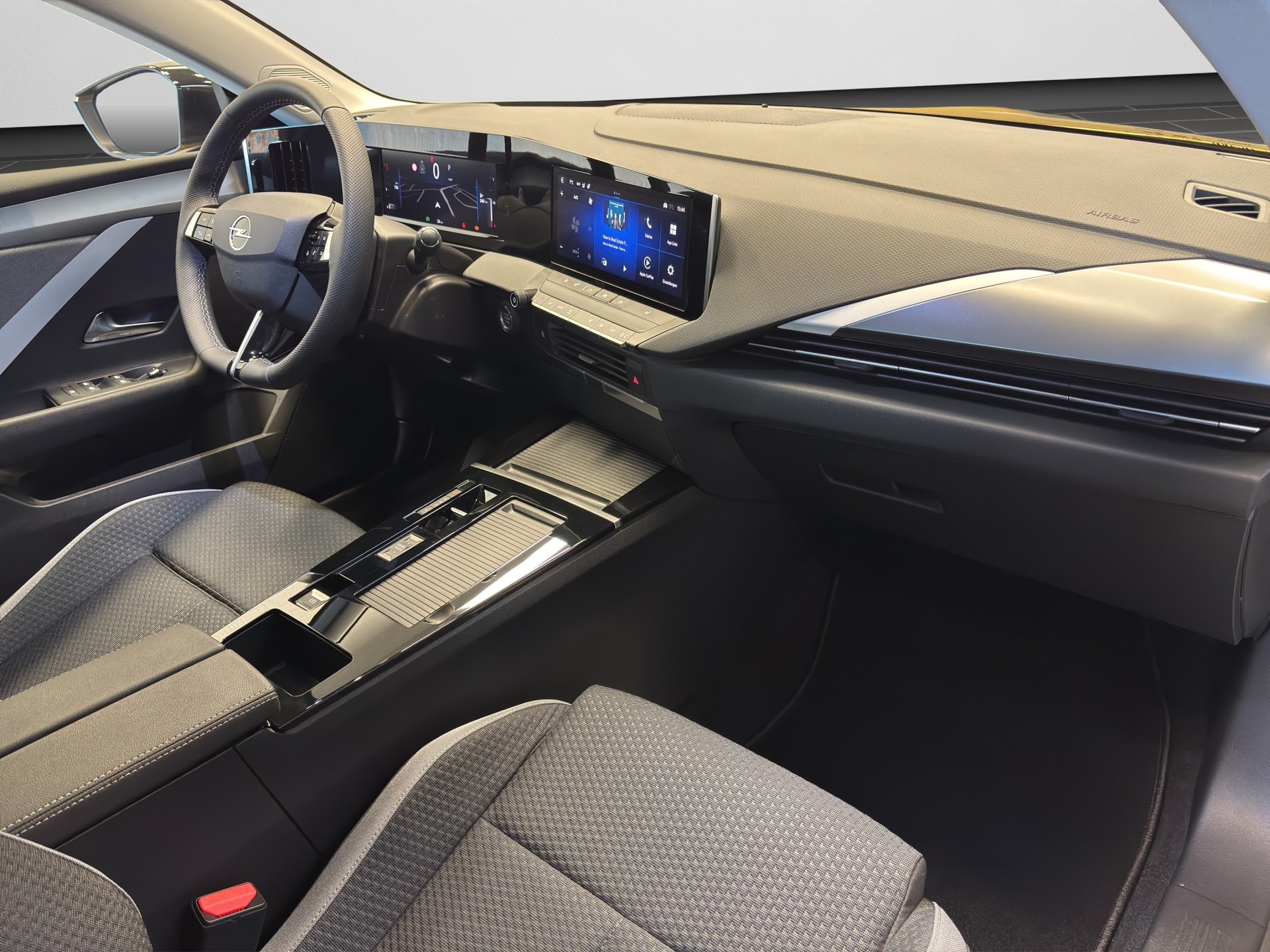 OPEL Astra 1.2i Turbo Edition A-image-12