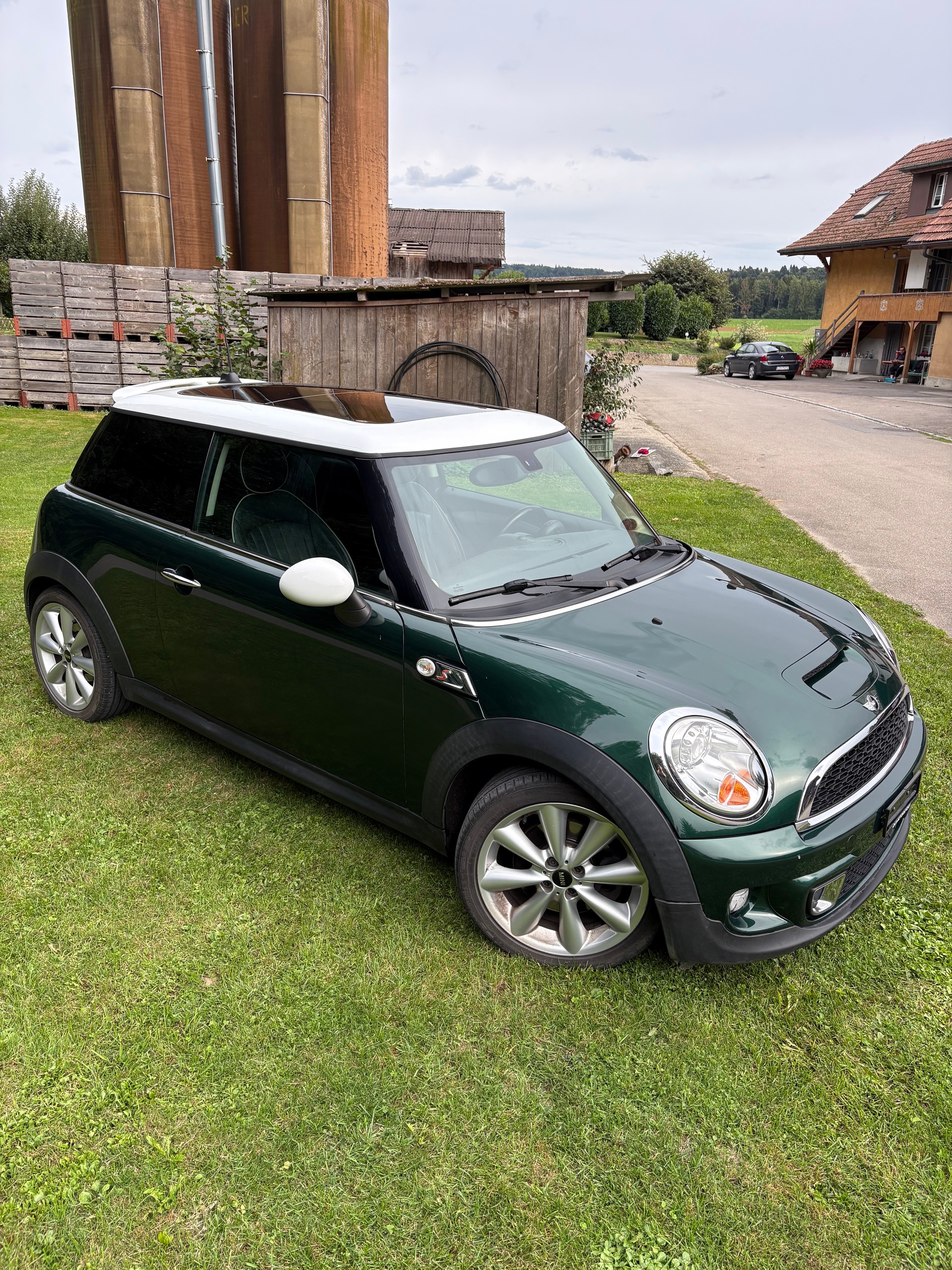 MINI Mini Cooper S Turbo | British Racing Green | Chili | Leder | Xenon | Pano