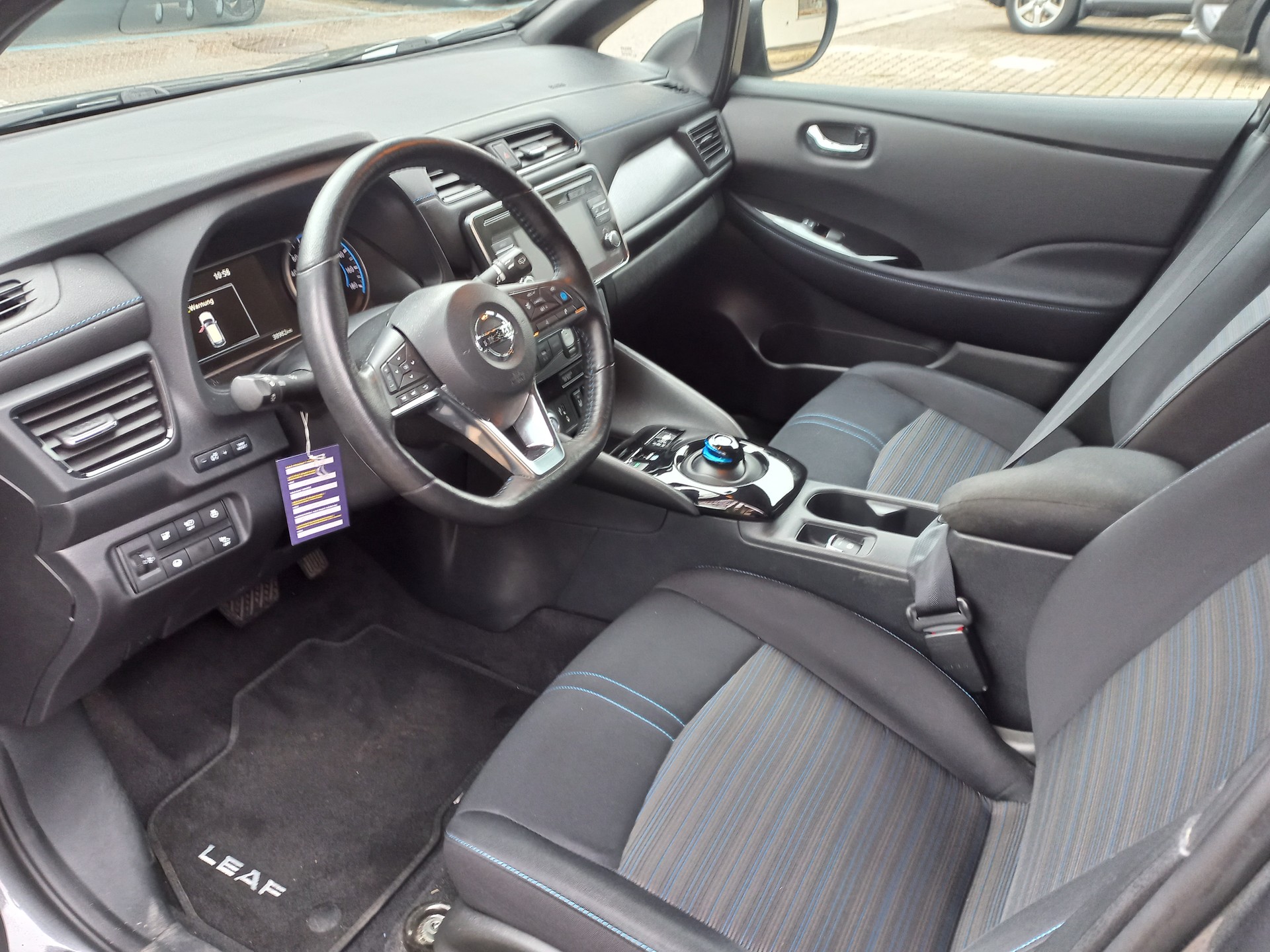 NISSAN Leaf N-Connecta (incl. battery)-image-8