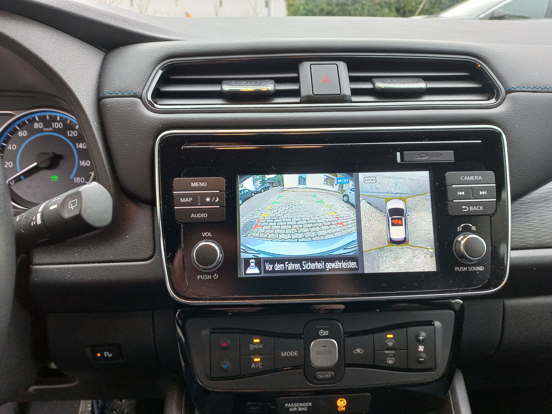 NISSAN Leaf N-Connecta (incl. battery)-image-12
