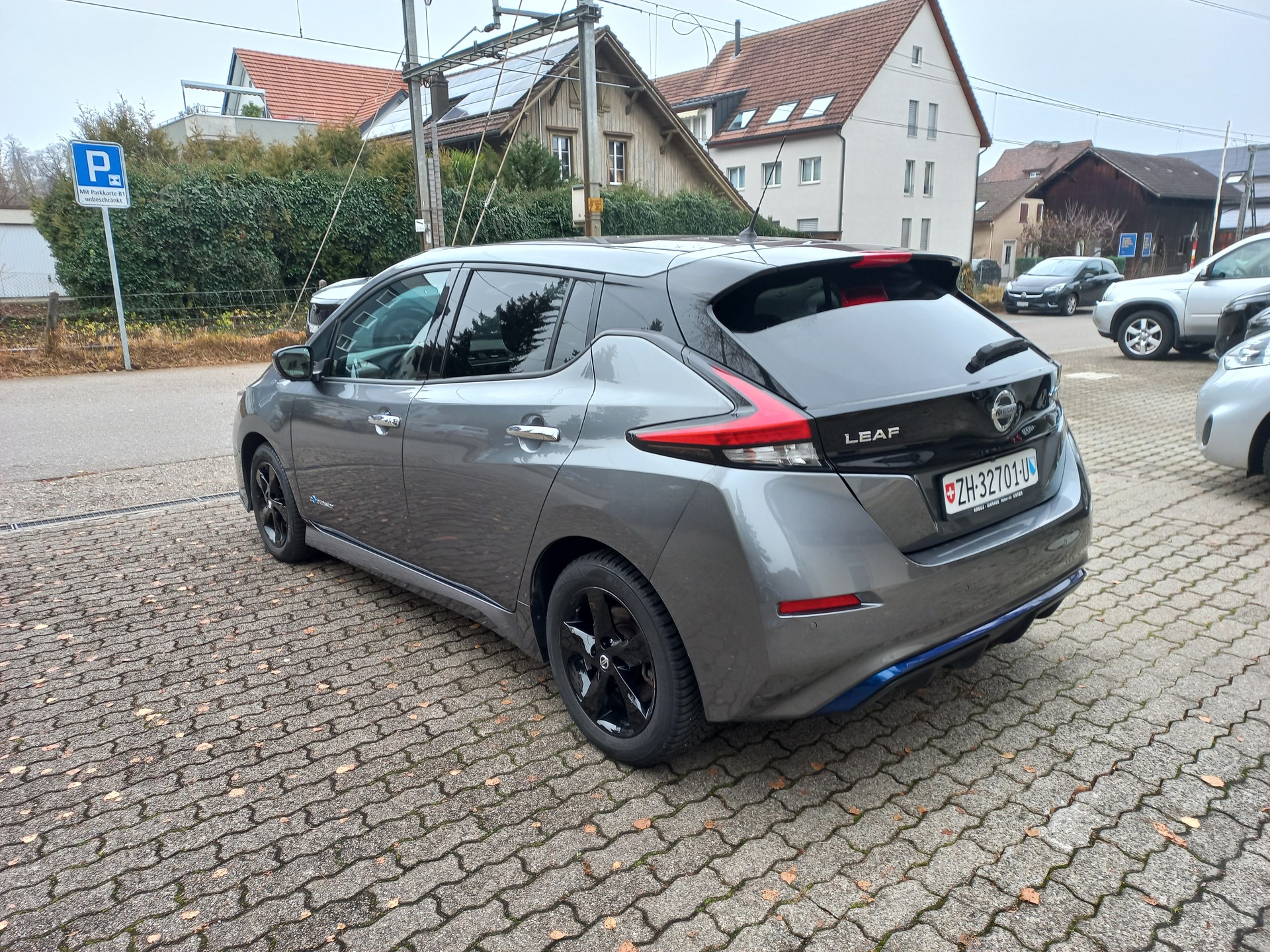 NISSAN Leaf N-Connecta (incl. battery)-showroom-element-3