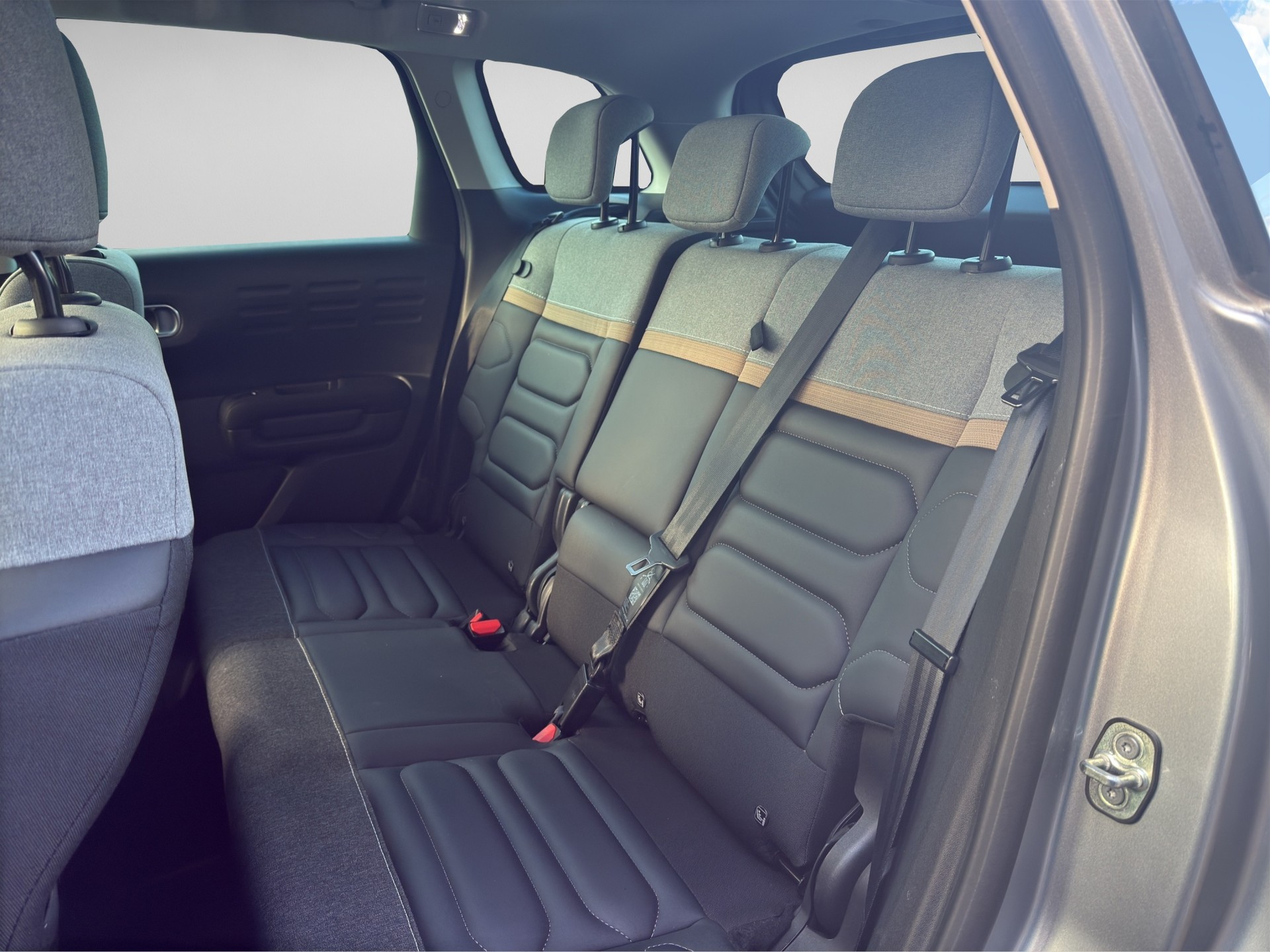 CITROEN C3 Aircross 1.2i PureTech Max EAT6-image-6