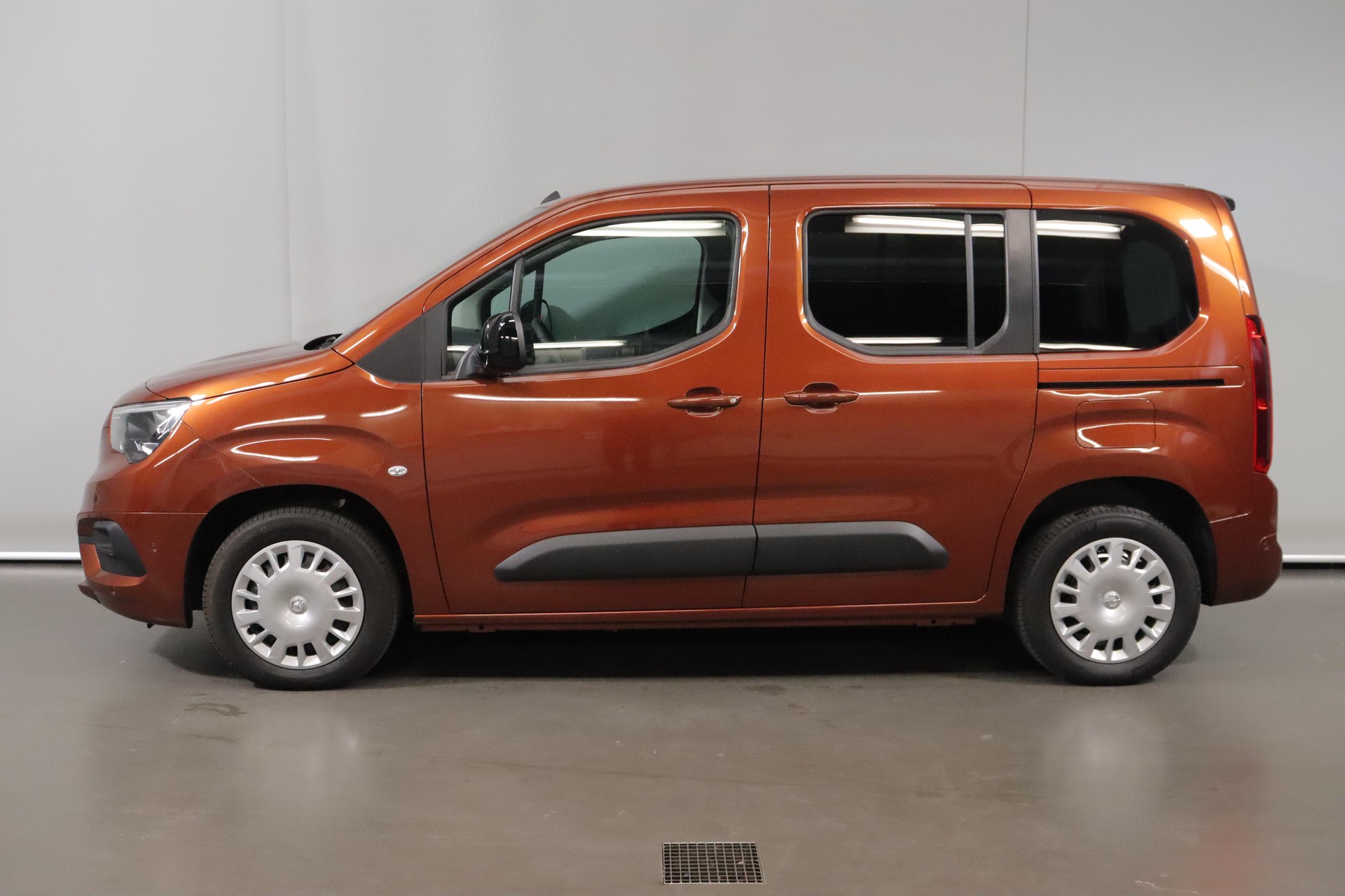 OPEL Combo-e Life Elegance-image-5