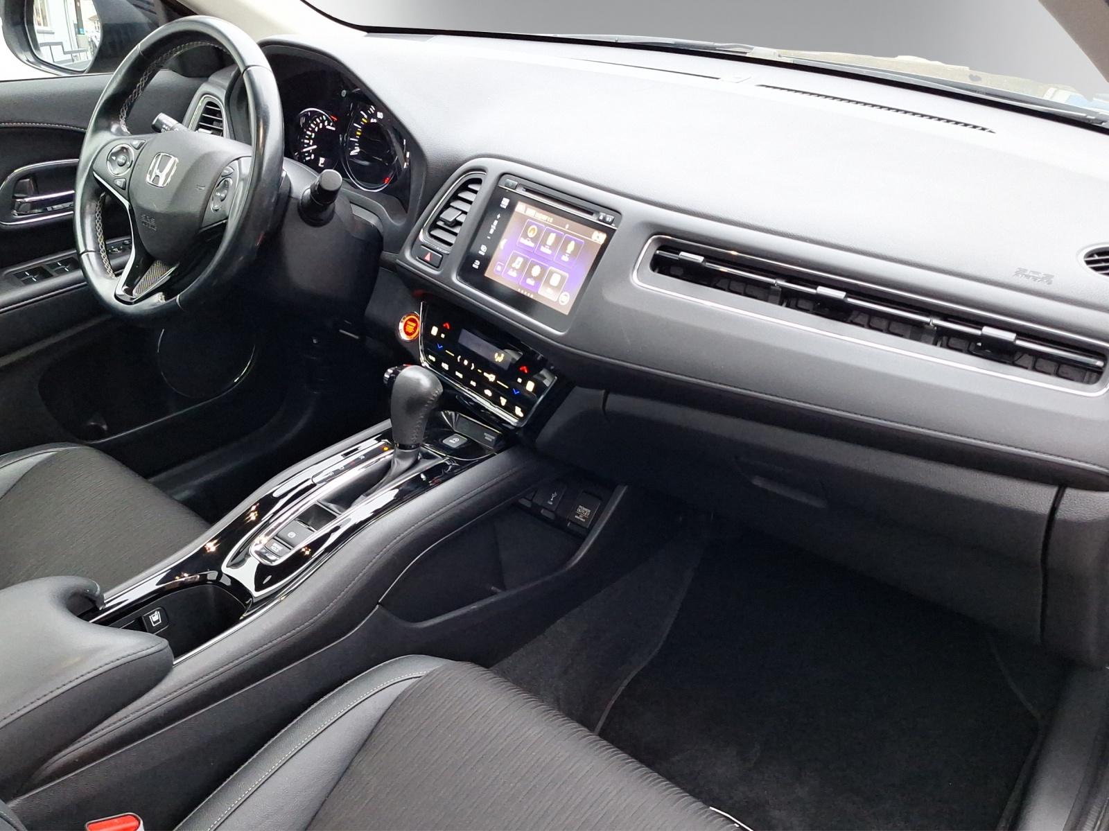 HONDA HR-V 1.5i-VTEC Executive-image-10