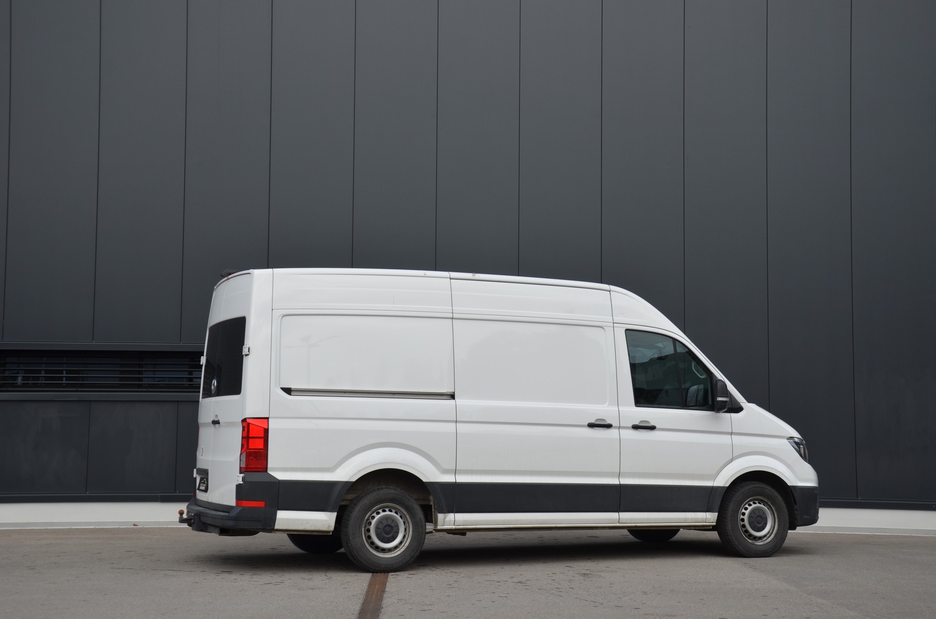 VW Crafter 35 2.0 BiTDI Entry L3 A-image-3