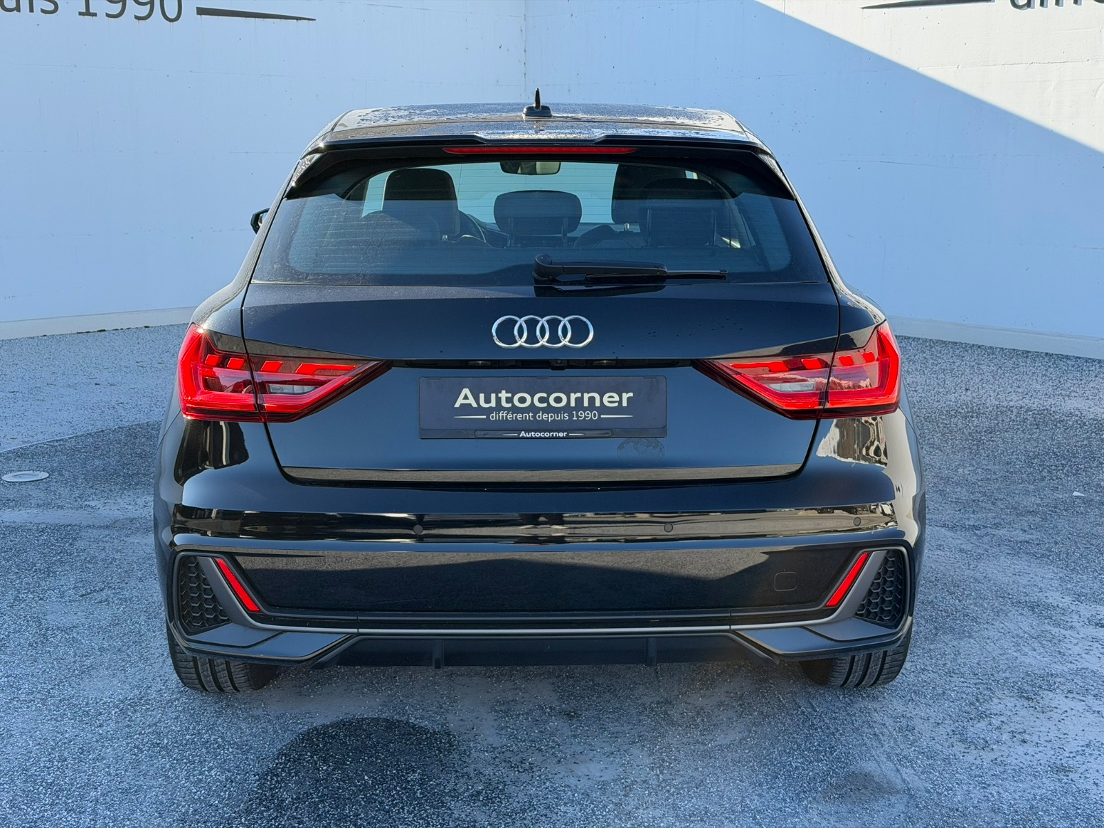 AUDI A1 Sportback 30 TFSI S Line Attraction-image-4