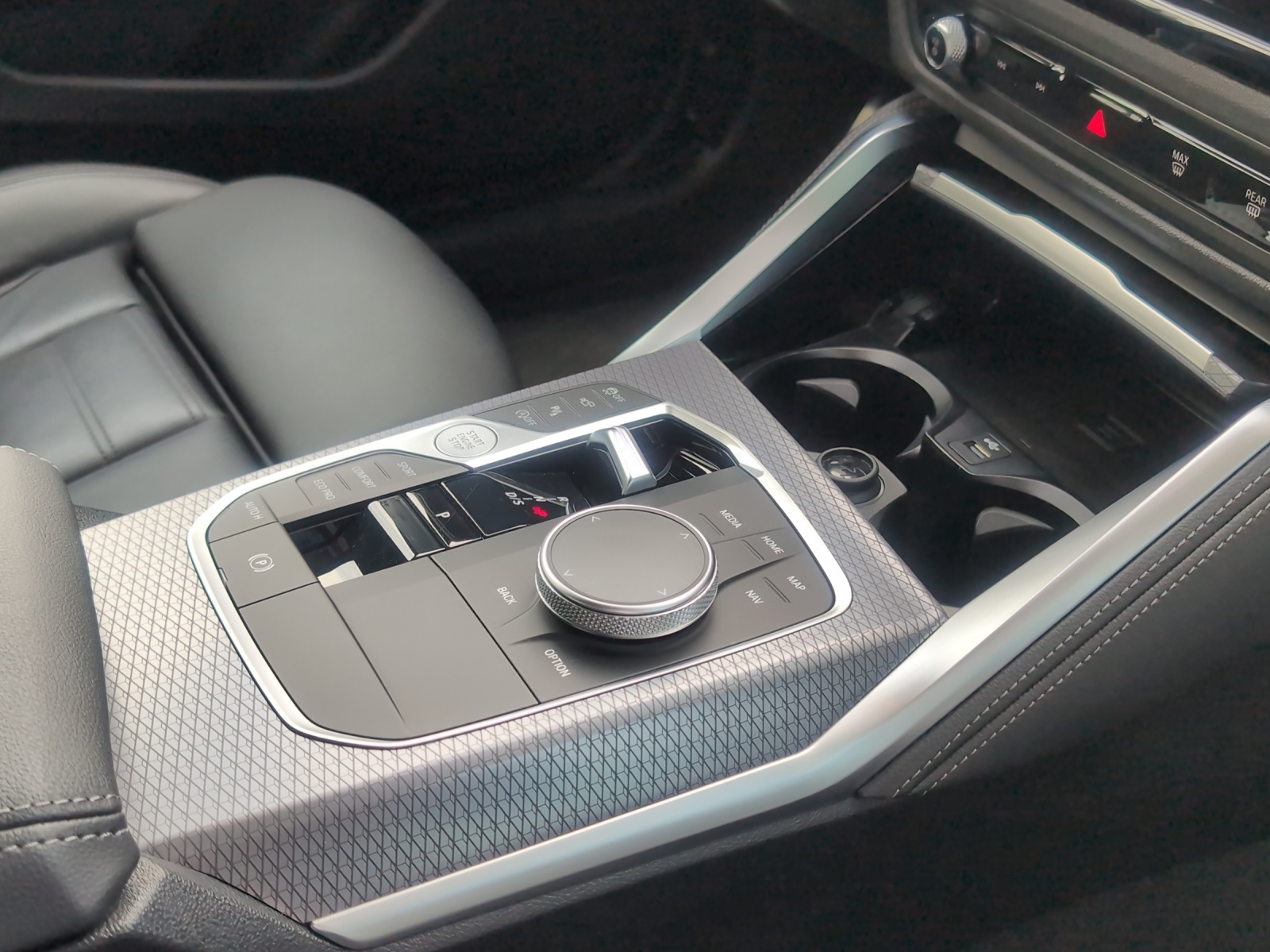 BMW 430i xDr G. Coupé M Sport-image-17