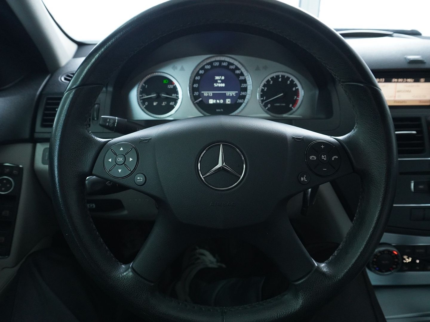 MERCEDES-BENZ C 300 (280) Avantgarde 4Matic 7G-Tronic-image-8