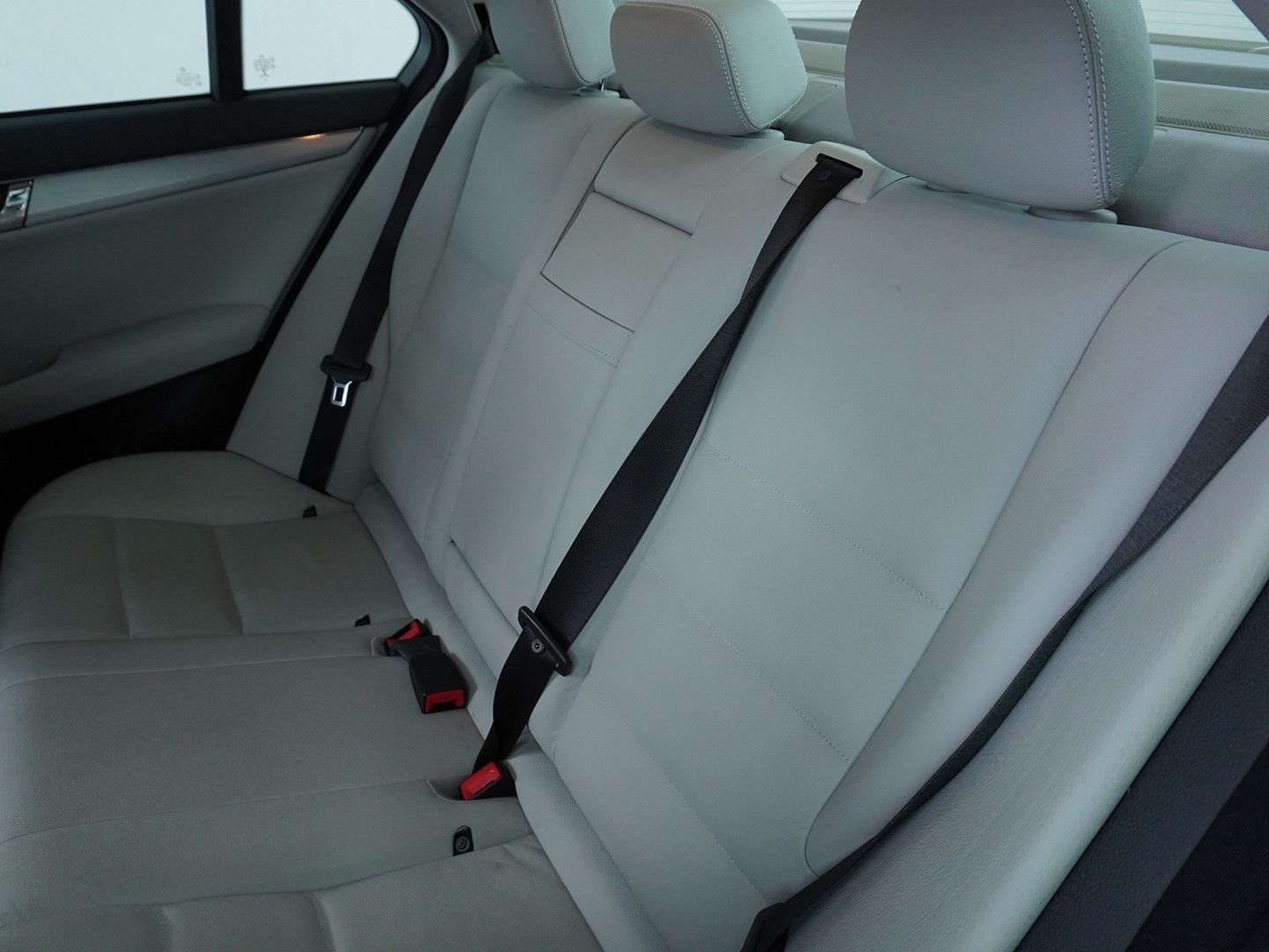 MERCEDES-BENZ C 300 (280) Avantgarde 4Matic 7G-Tronic-image-4