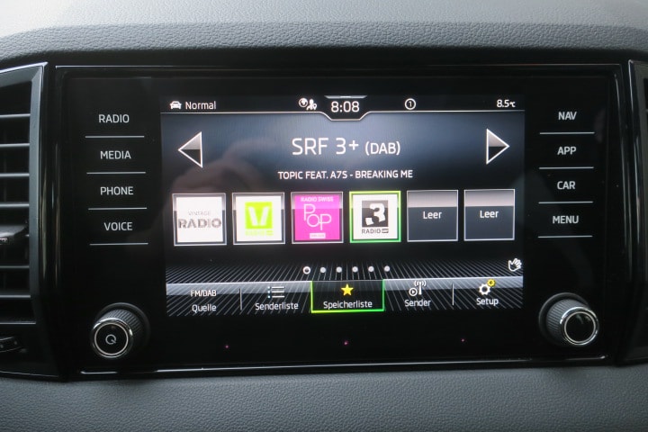 SKODA Karoq 2.0 TSI SportLine 4x4 DSG-image-10