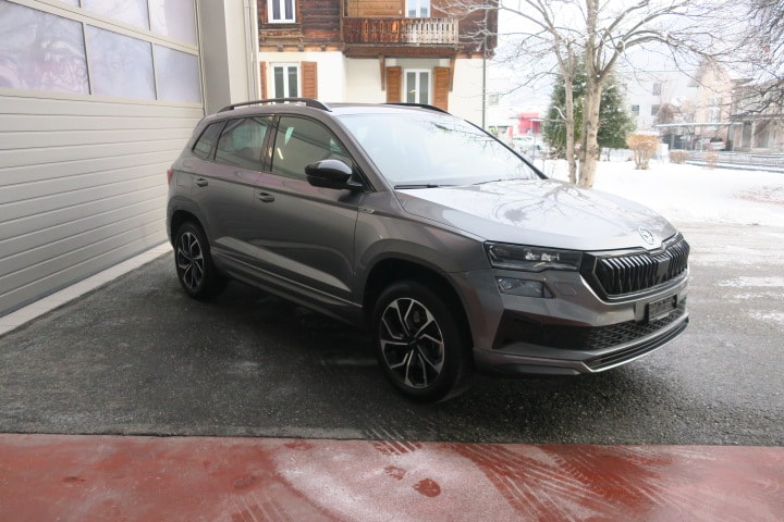 SKODA Karoq 2.0 TSI SportLine 4x4 DSG-image-2