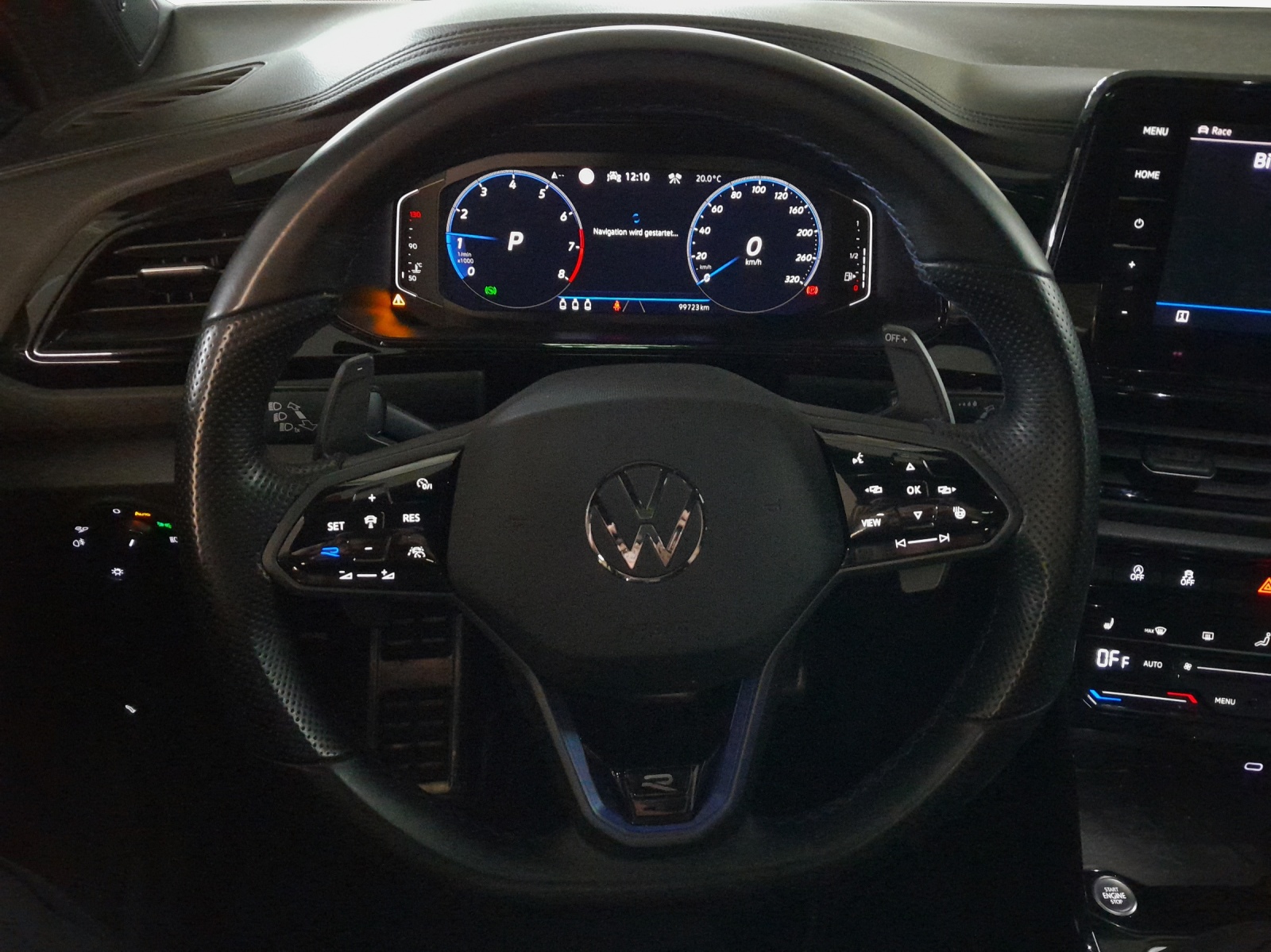 VW T-Roc 2.0 TSI R DSG 4Motion-image-9