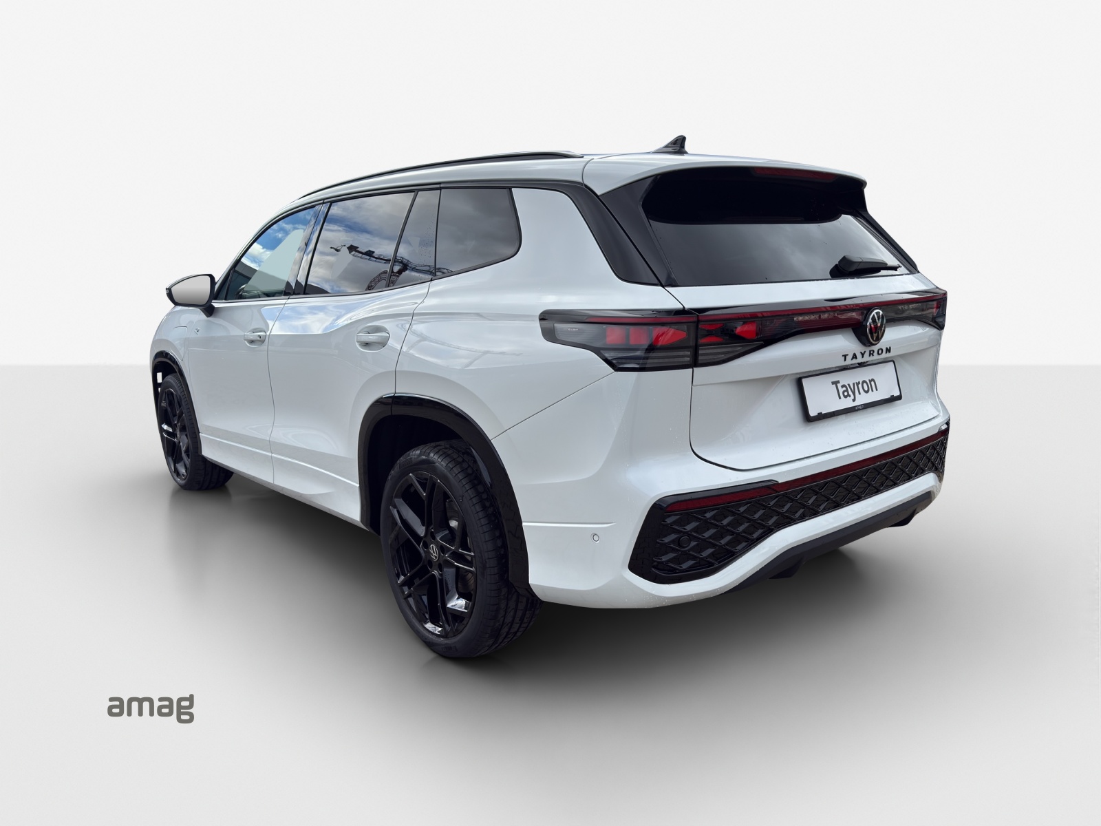 VW Tayron 1.5 TSI evo2 eHybrid R-Line DSG-image-2