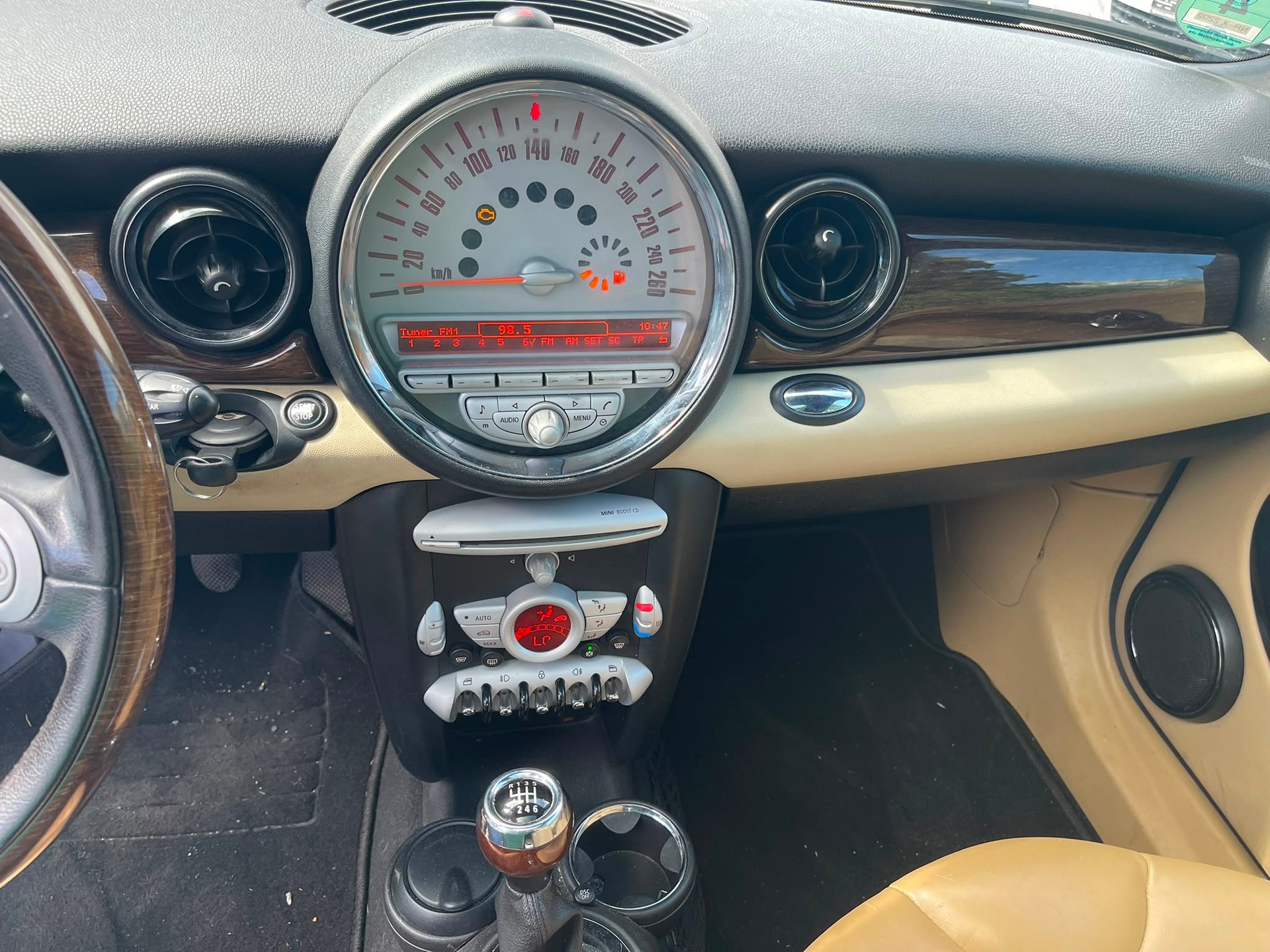 MINI Cooper D-image-6