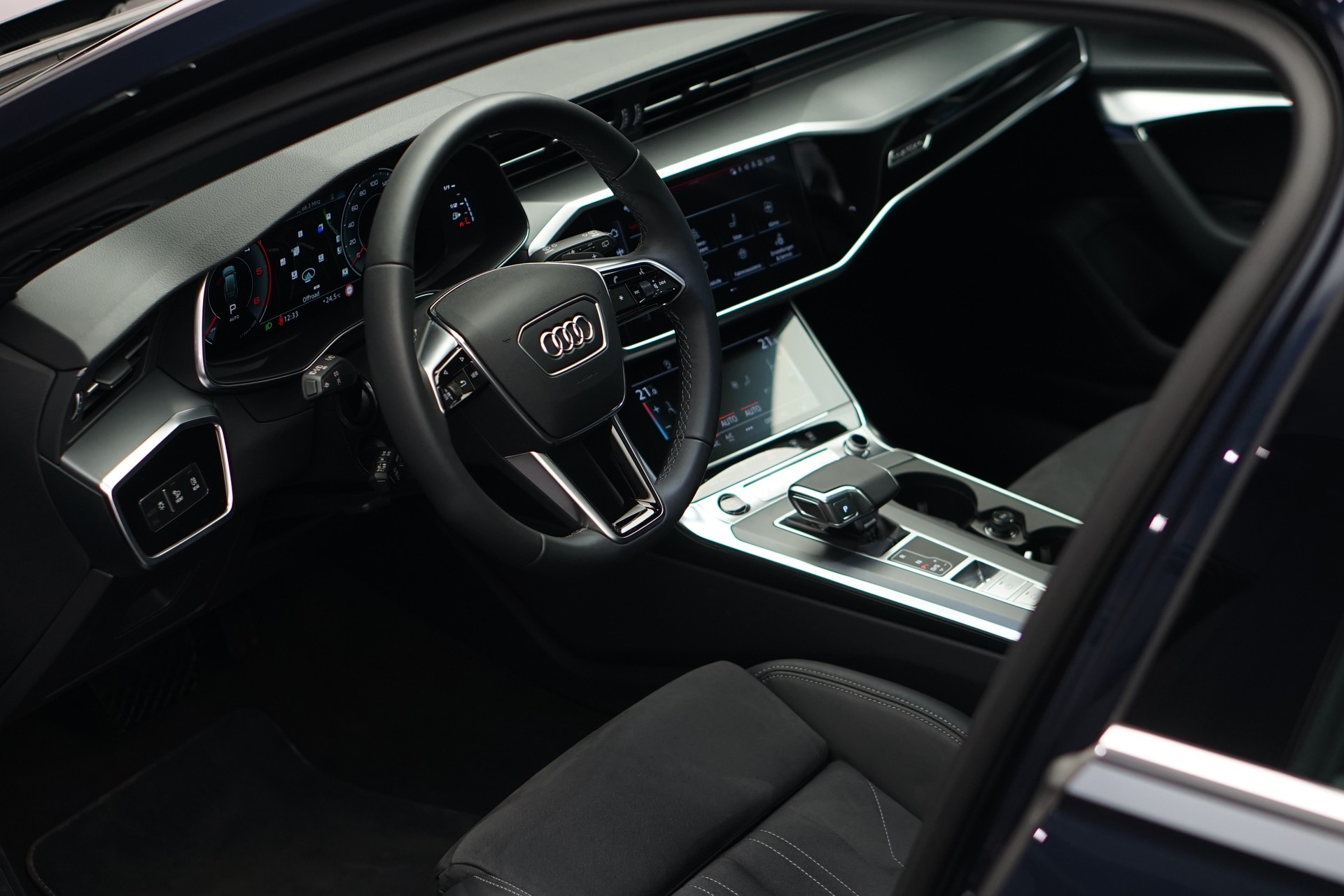AUDI A6 Avant 50 TDI S line quattro tiptronic *5 Jahre Garantie* *Panoramadach*-image-39