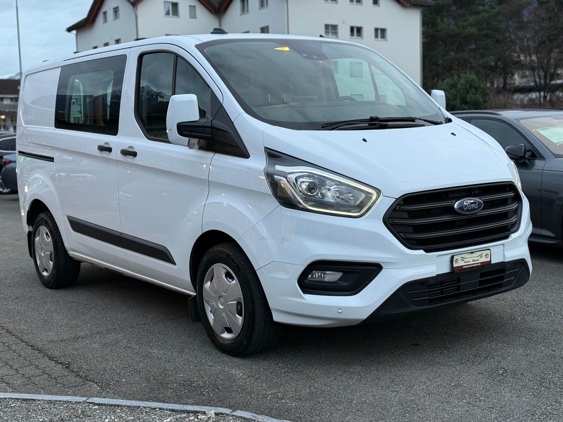 FORD Transit Custom Van 300 L1 2.0 TDCi 130 Trend-image-2