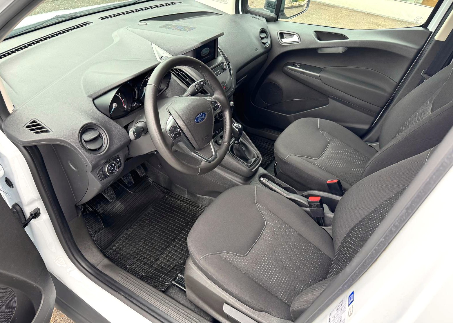 FORD Transit Courier 1.0 Basis-image-1