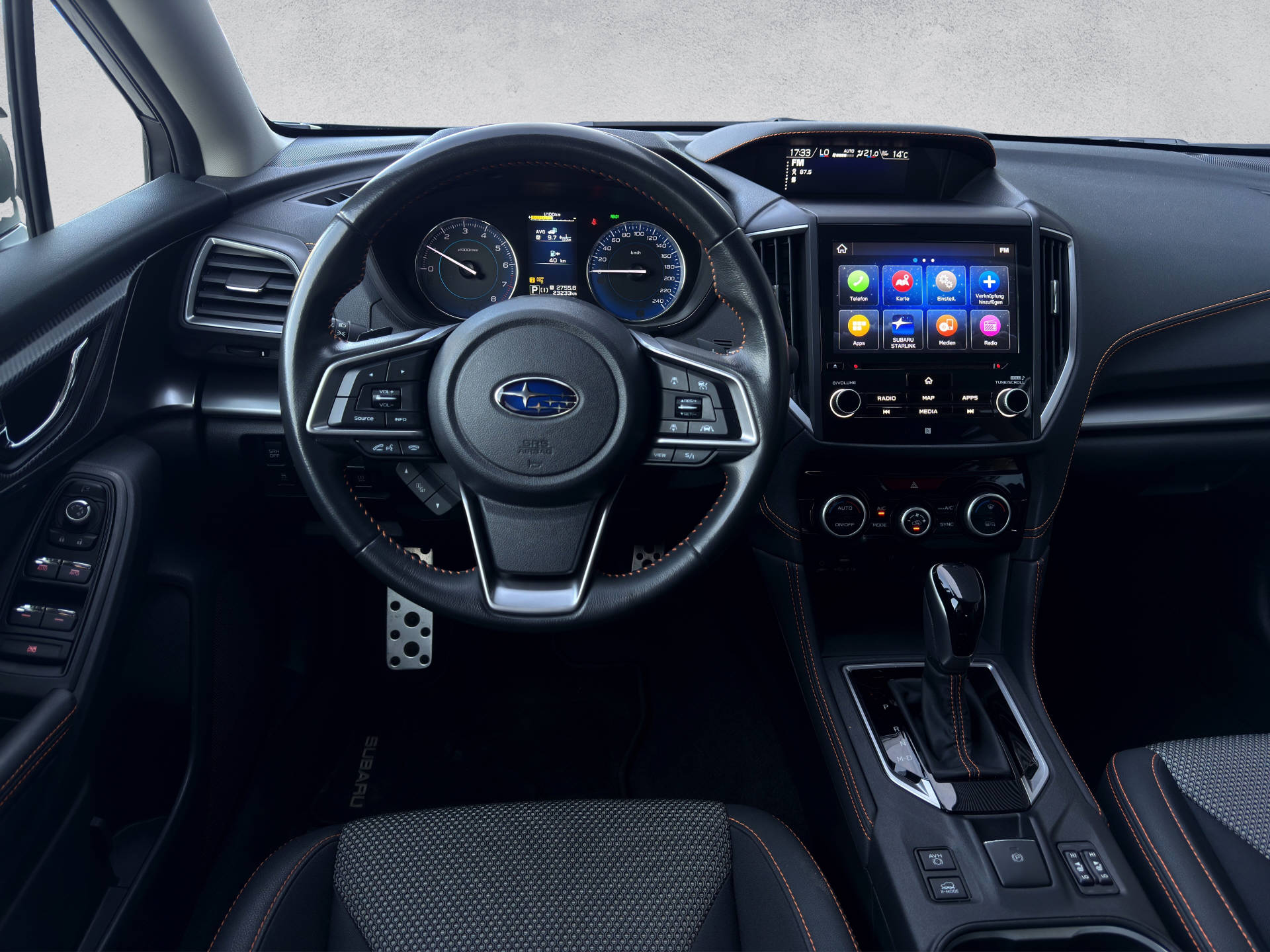 SUBARU XV 2.0i e-Boxer Swiss Plus-image-10