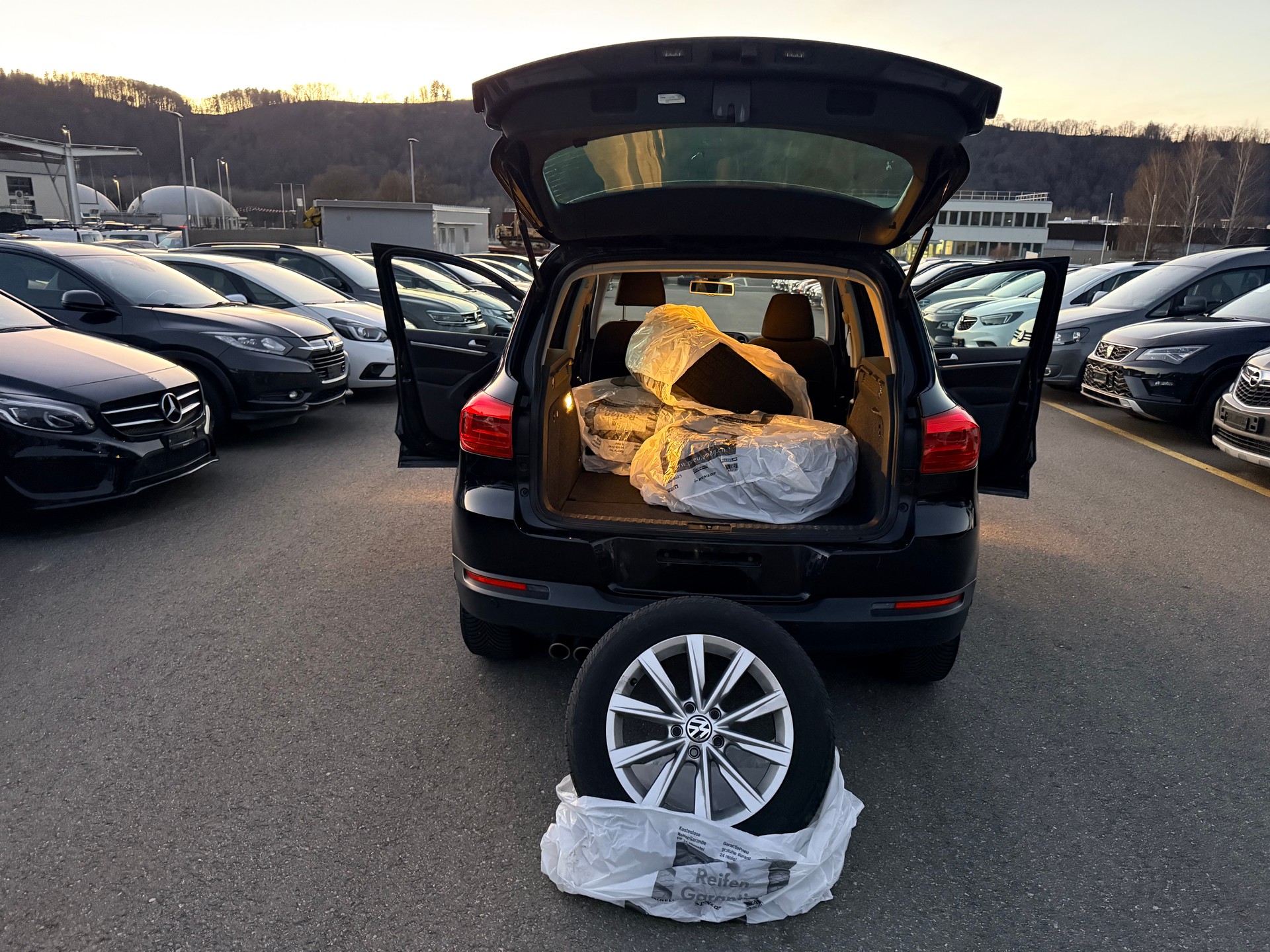 VW Tiguan 2.0 TDI BlueMotion Sport&Style 4Motion DSG-image-10