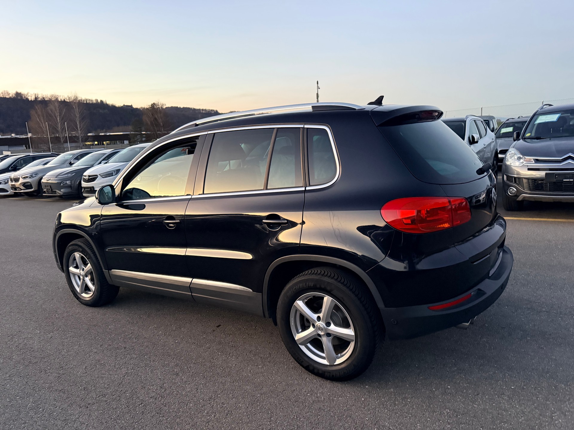 VW Tiguan 2.0 TDI BlueMotion Sport&Style 4Motion DSG-image-15