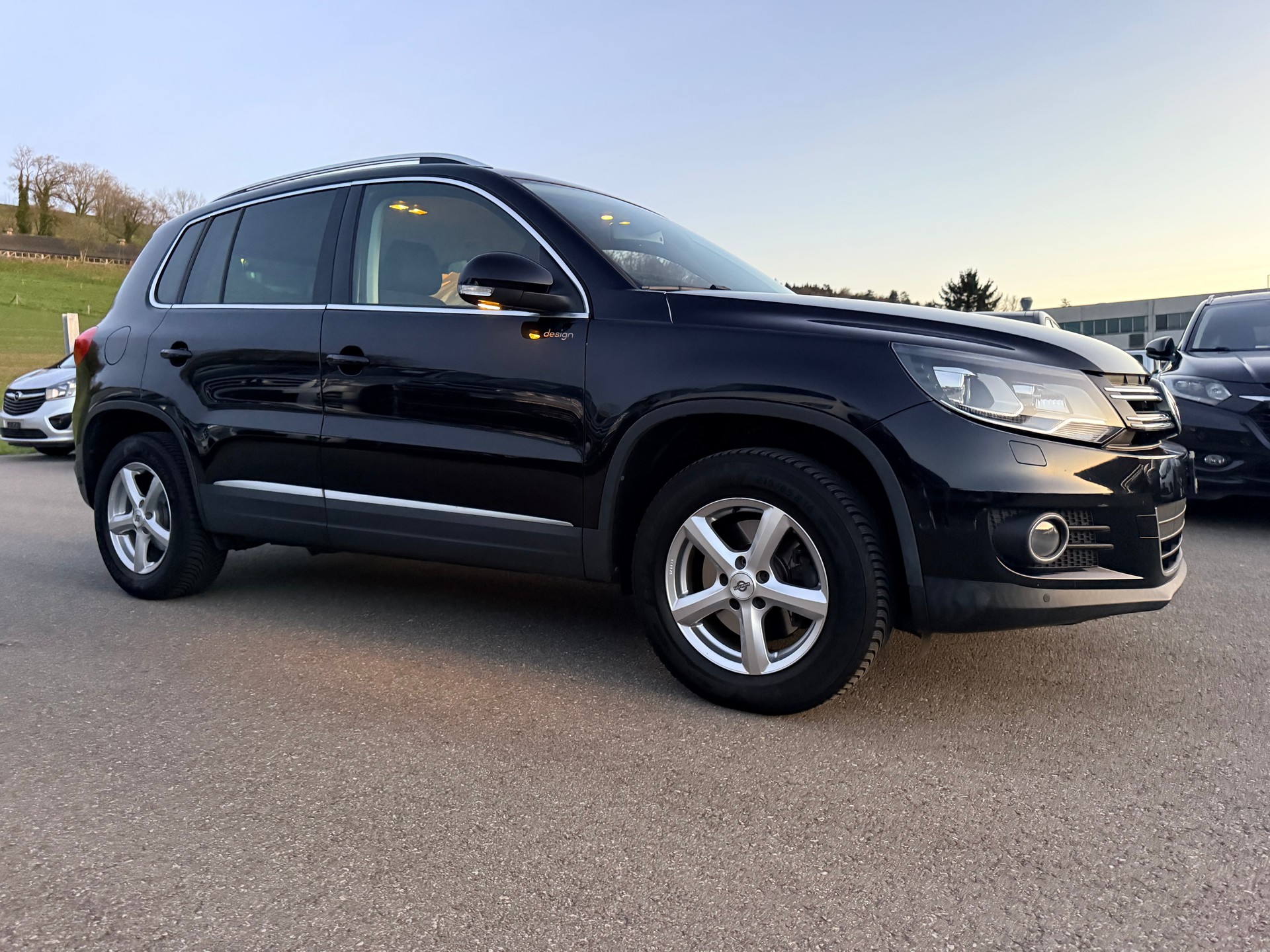 VW Tiguan 2.0 TDI BlueMotion Sport&Style 4Motion DSG-image-7