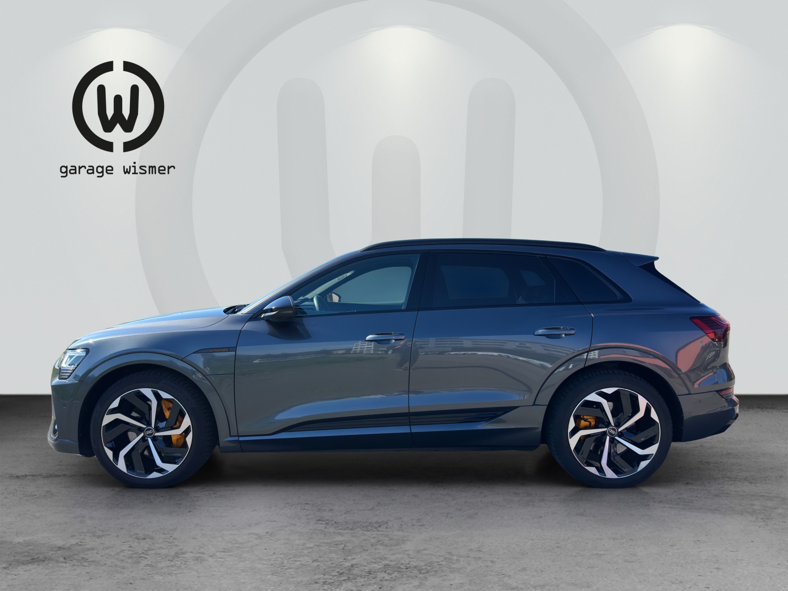 AUDI e-tron 55 S Line Black Edition quattro-image-1