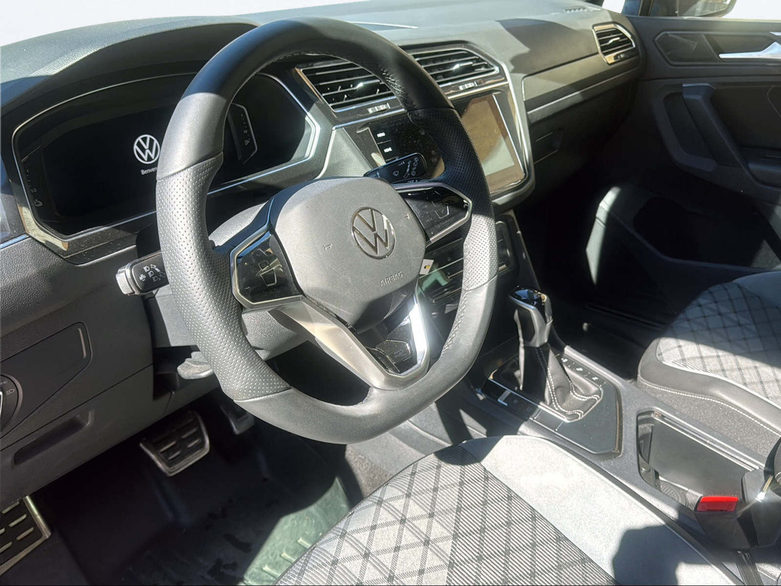 VW Tiguan 1.4TSI PHEV R-Line DSG-image-10