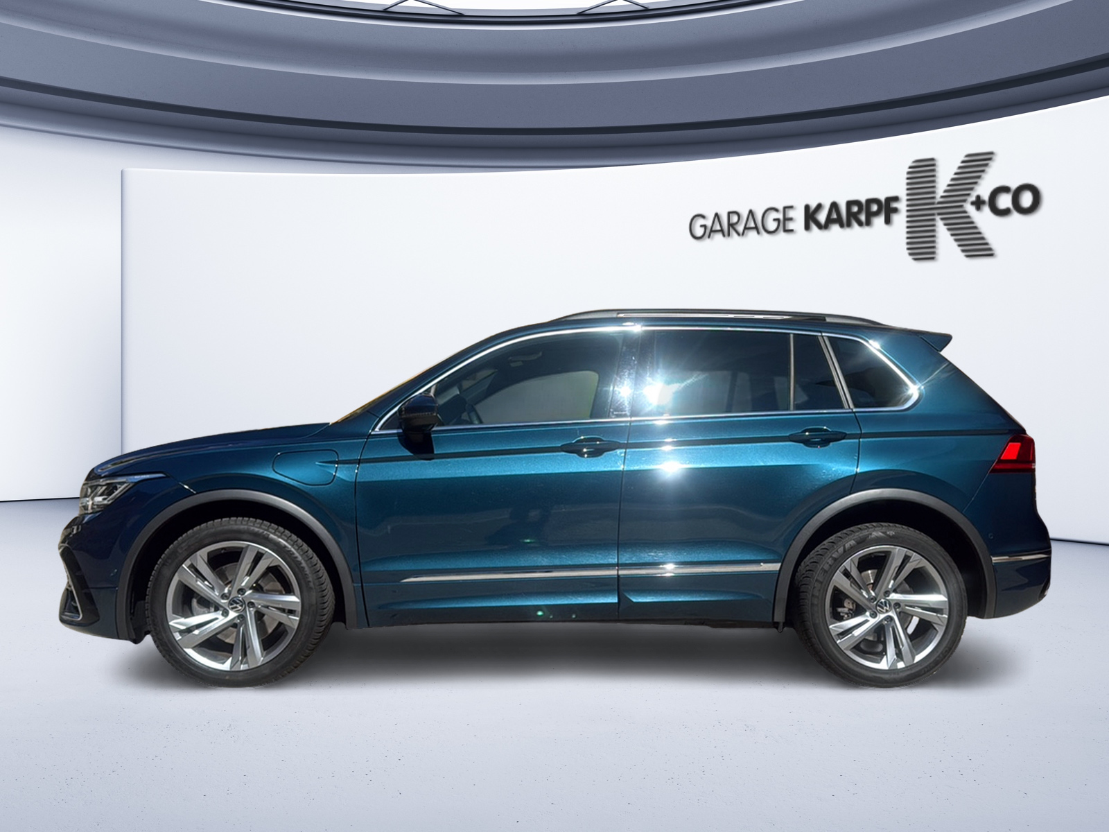 VW Tiguan 1.4TSI PHEV R-Line DSG-image-1