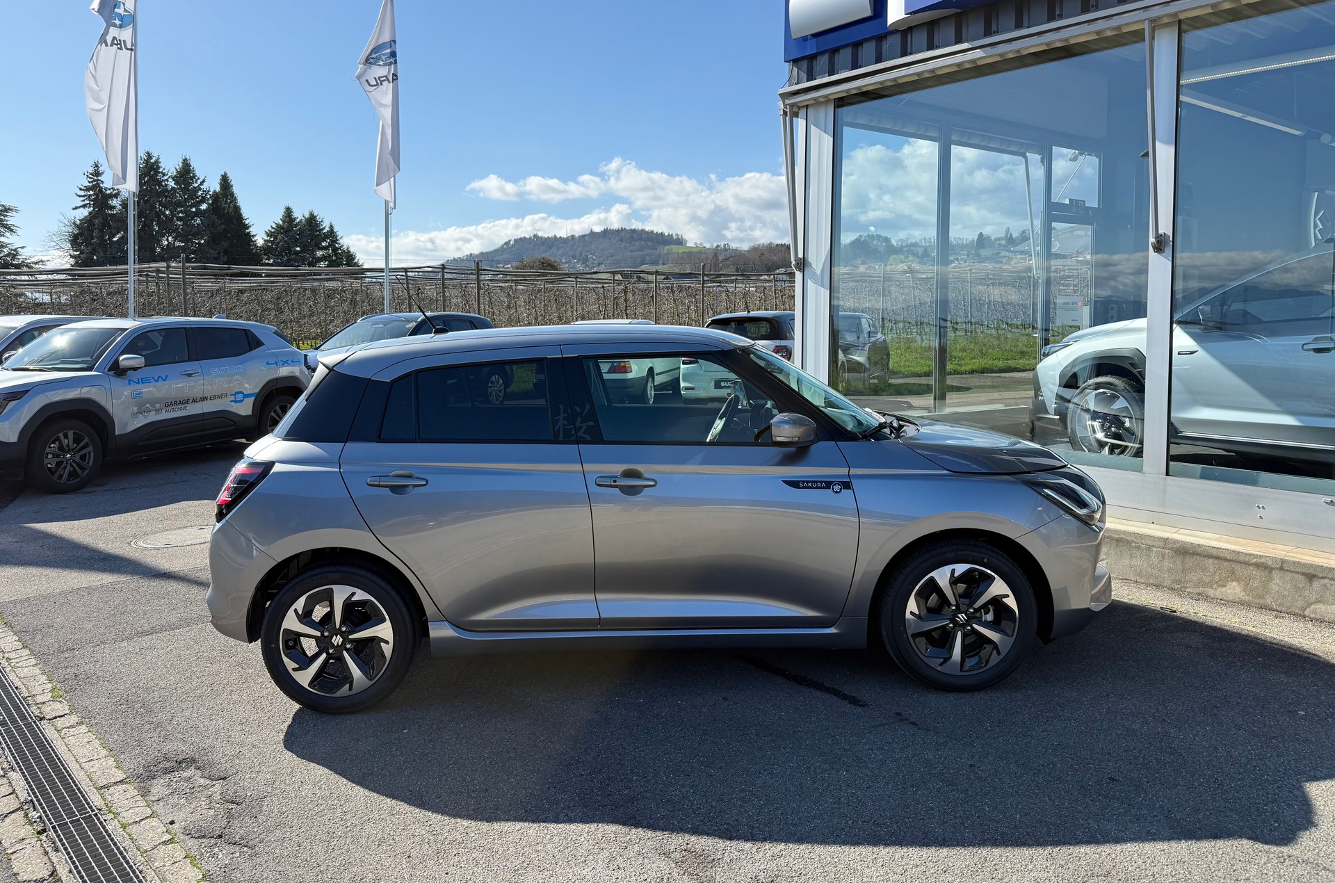 SUZUKI Sakura Top Hybrid-image-7