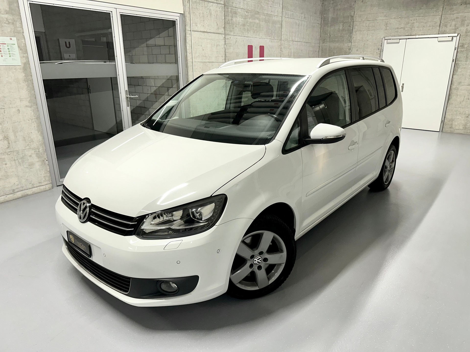 VW Touran 2.0 TDI BMT Comfortline DSG-image-2